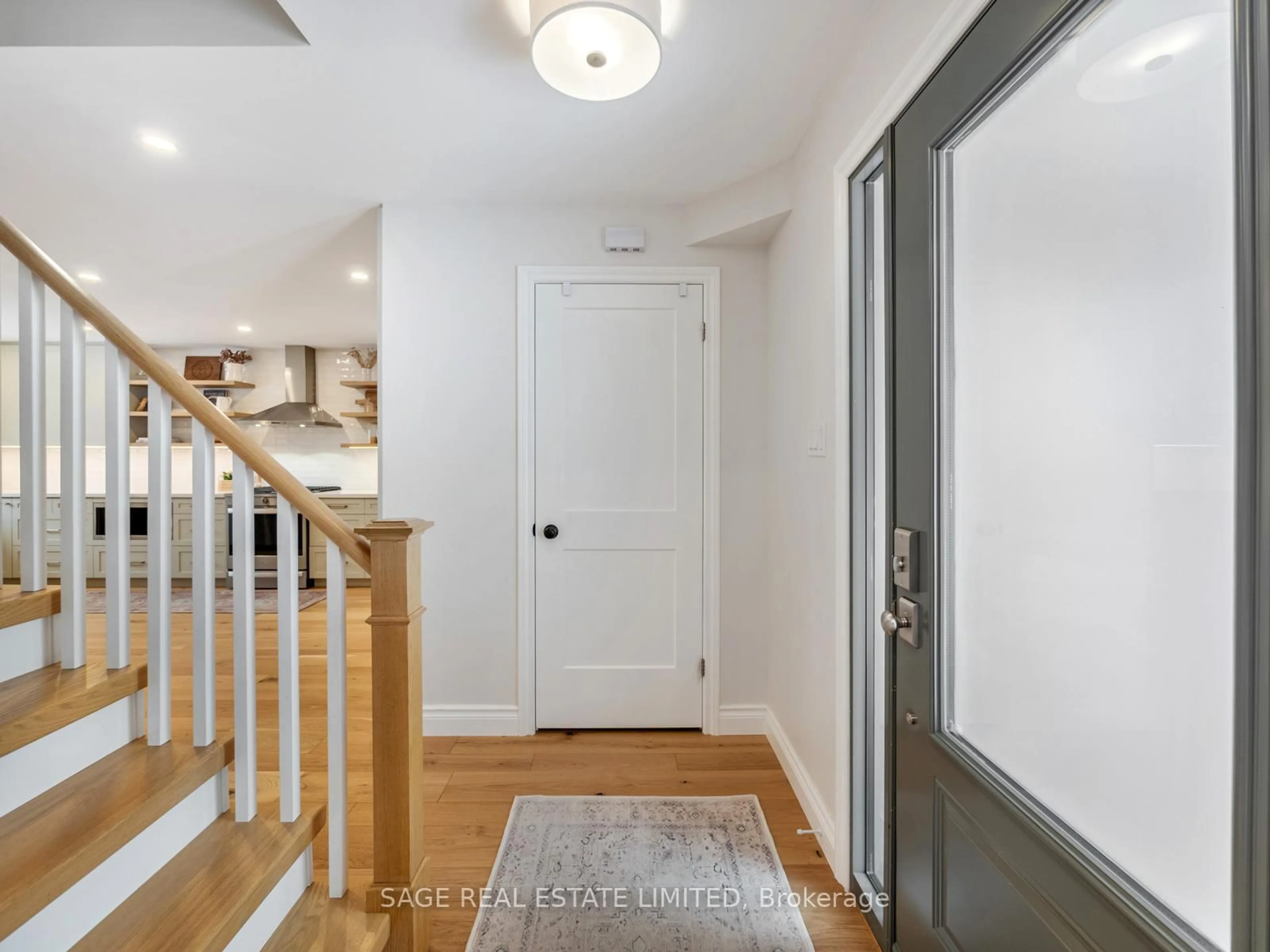 Unknown for 681 Leslie Valley Dr, Newmarket Ontario L3Y 7J6