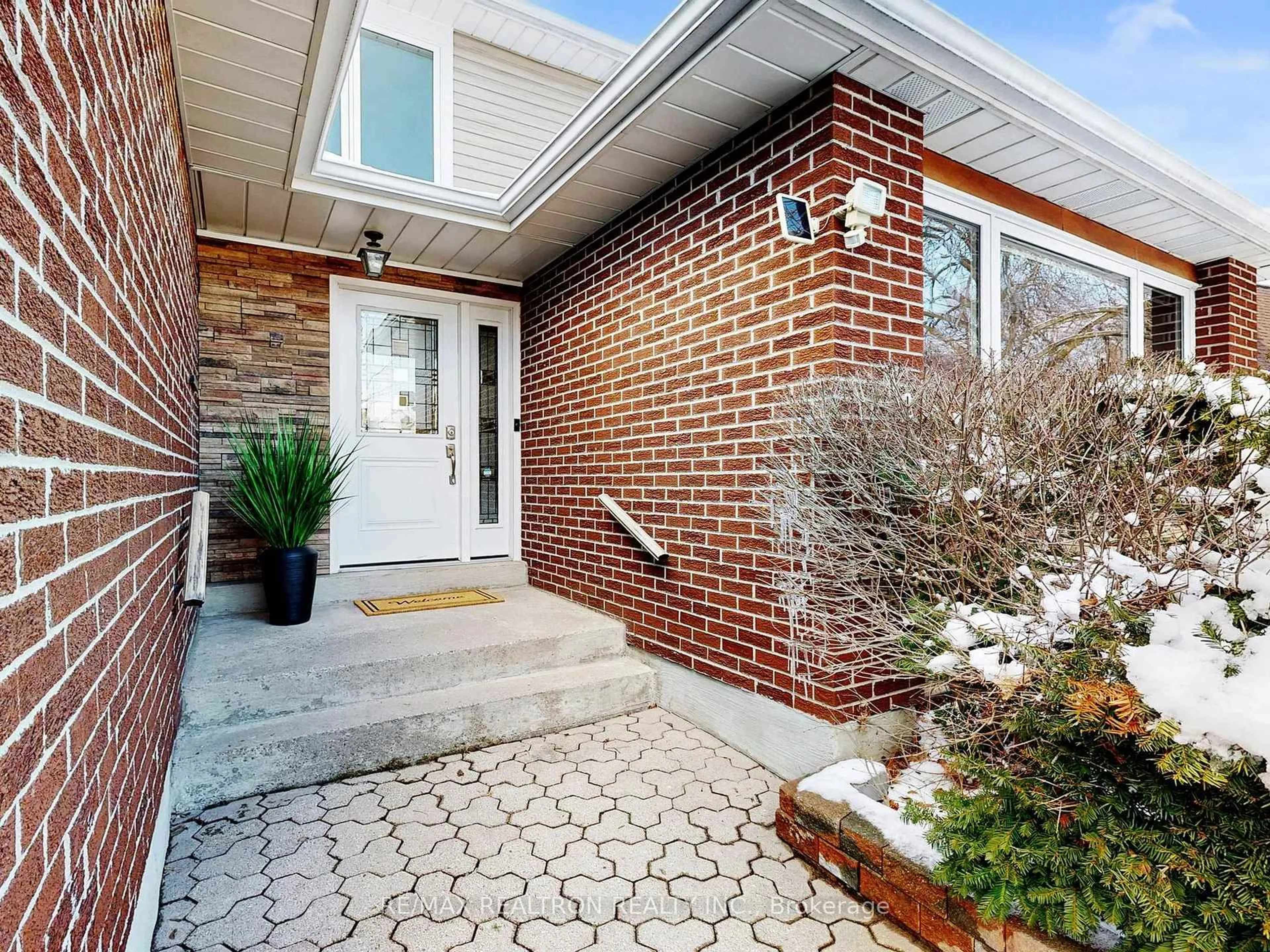 Home with brick exterior material, street for 12 Hester Crt, Markham Ontario L3T 3K5