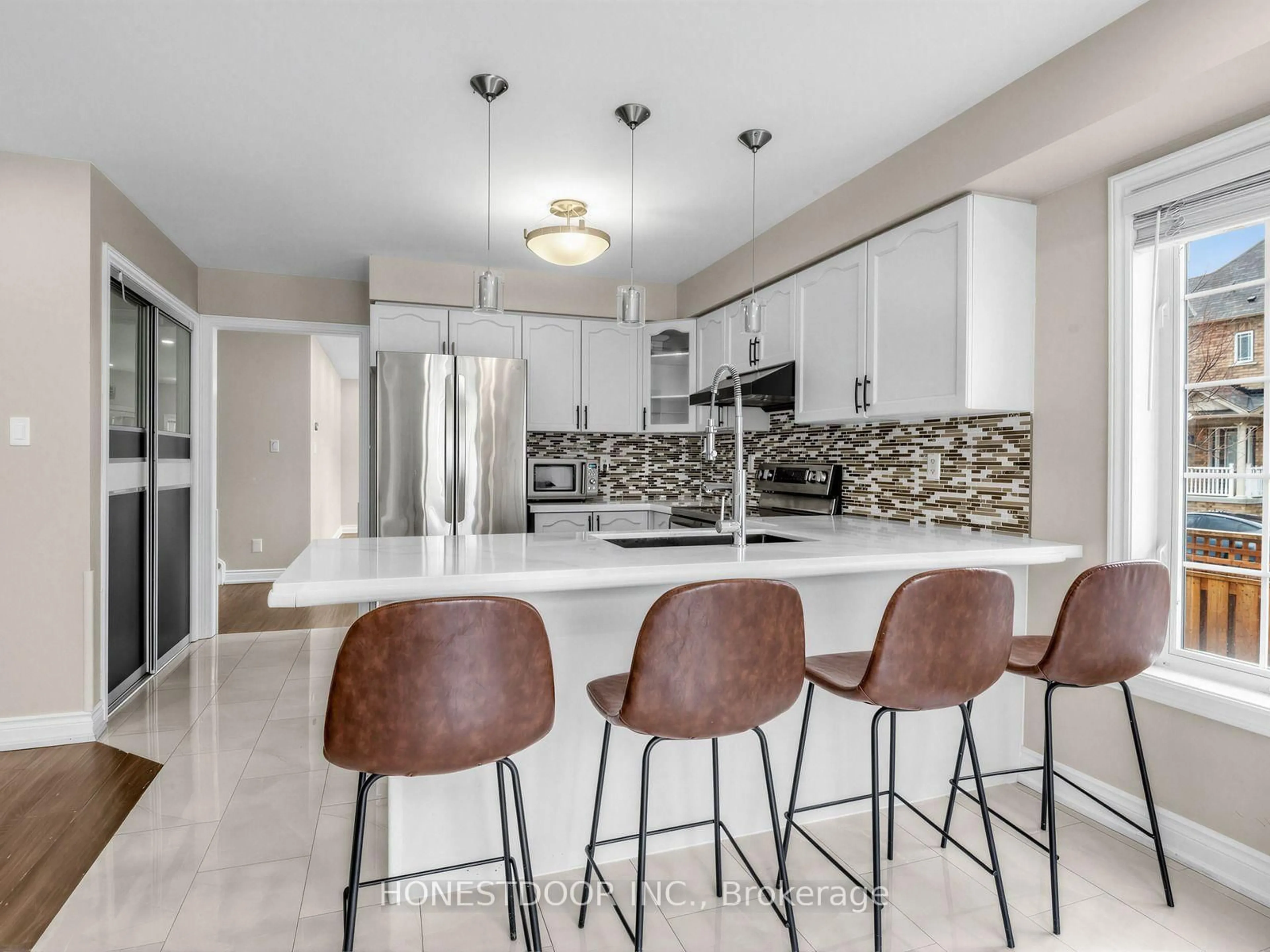 Unknown for 76 Peshawar Ave, Markham Ontario L3R 9V3