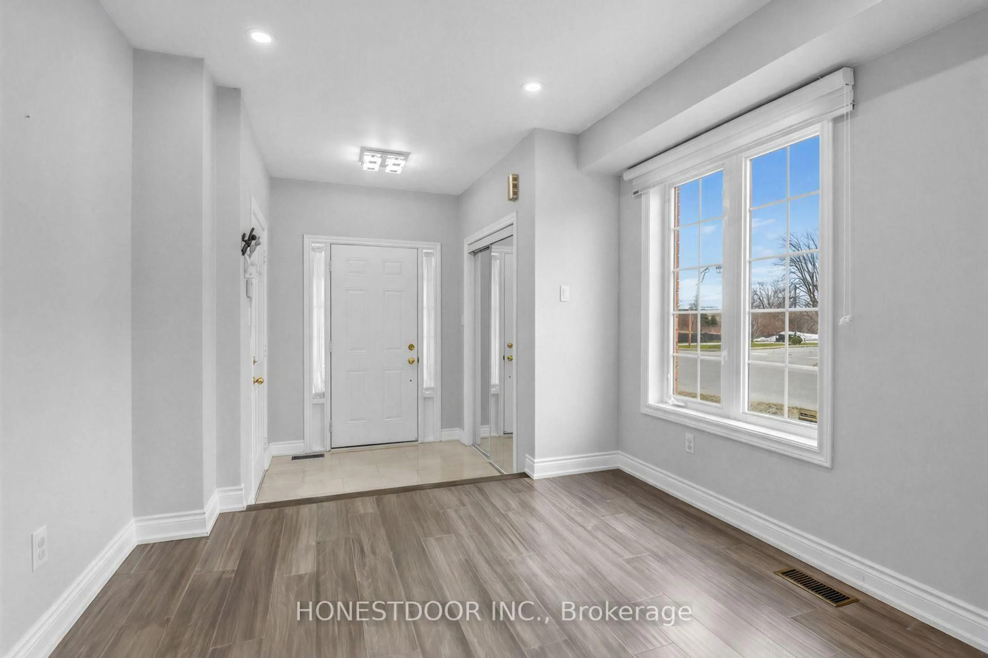 Unknown for 76 Peshawar Ave, Markham Ontario L3R 9V3