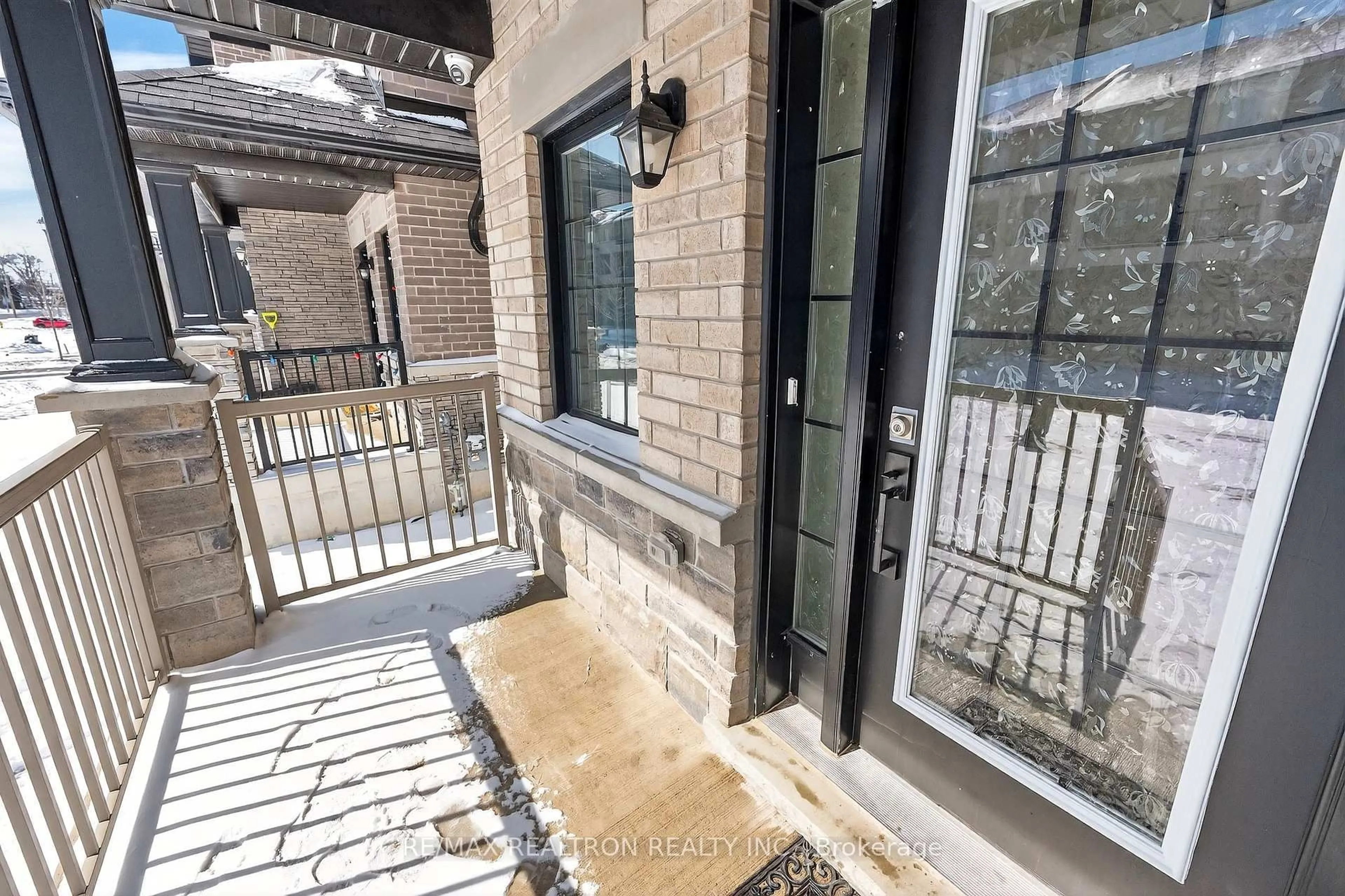 Unknown for 9 Alan Williams Tr, Uxbridge Ontario L9P 0R5