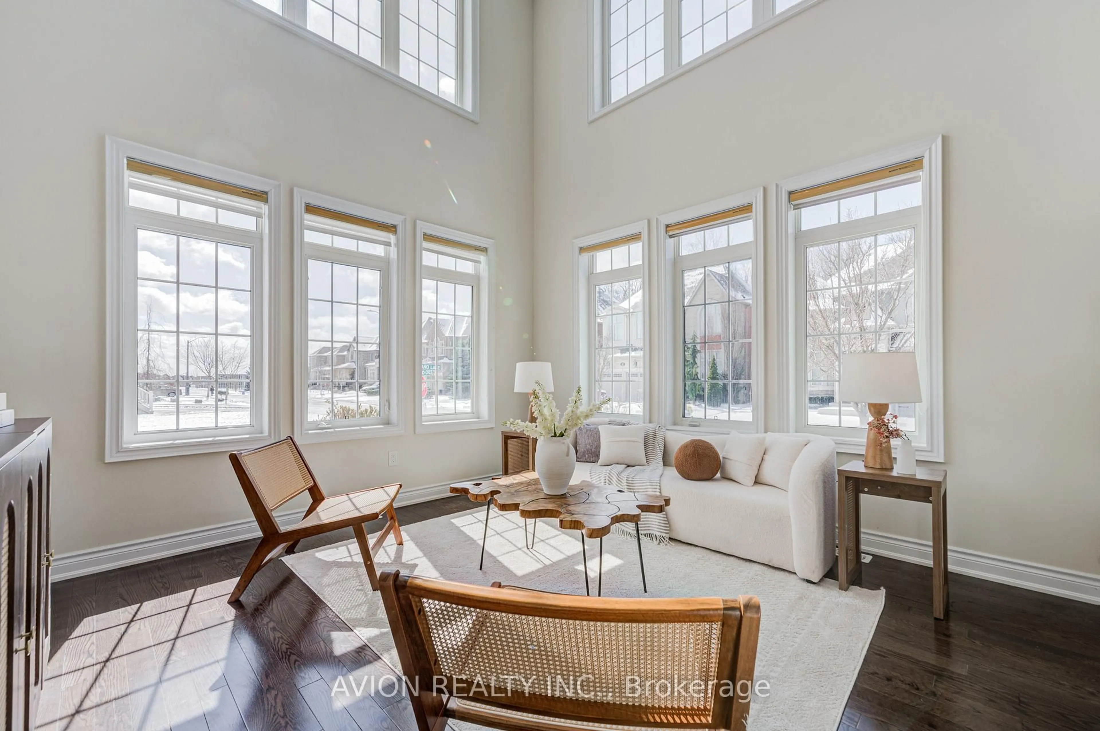 Living room with furniture, wood/laminate floor for 30 Ferrazzano Lane, Vaughan Ontario L4H 0X2