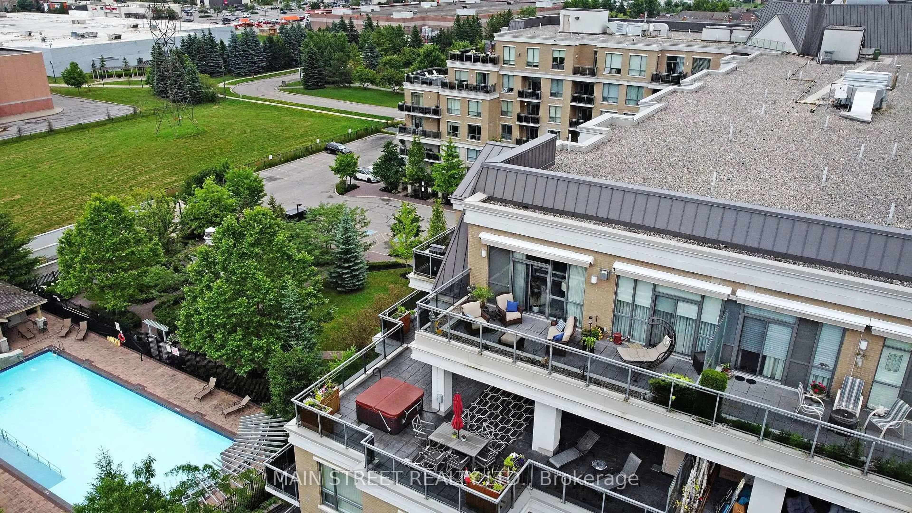 A pic from outside/outdoor area/front of a property/back of a property/a pic from drone, city buildings view from balcony for 111 Civic Square Gate #611, Aurora Ontario L4G 0S6
