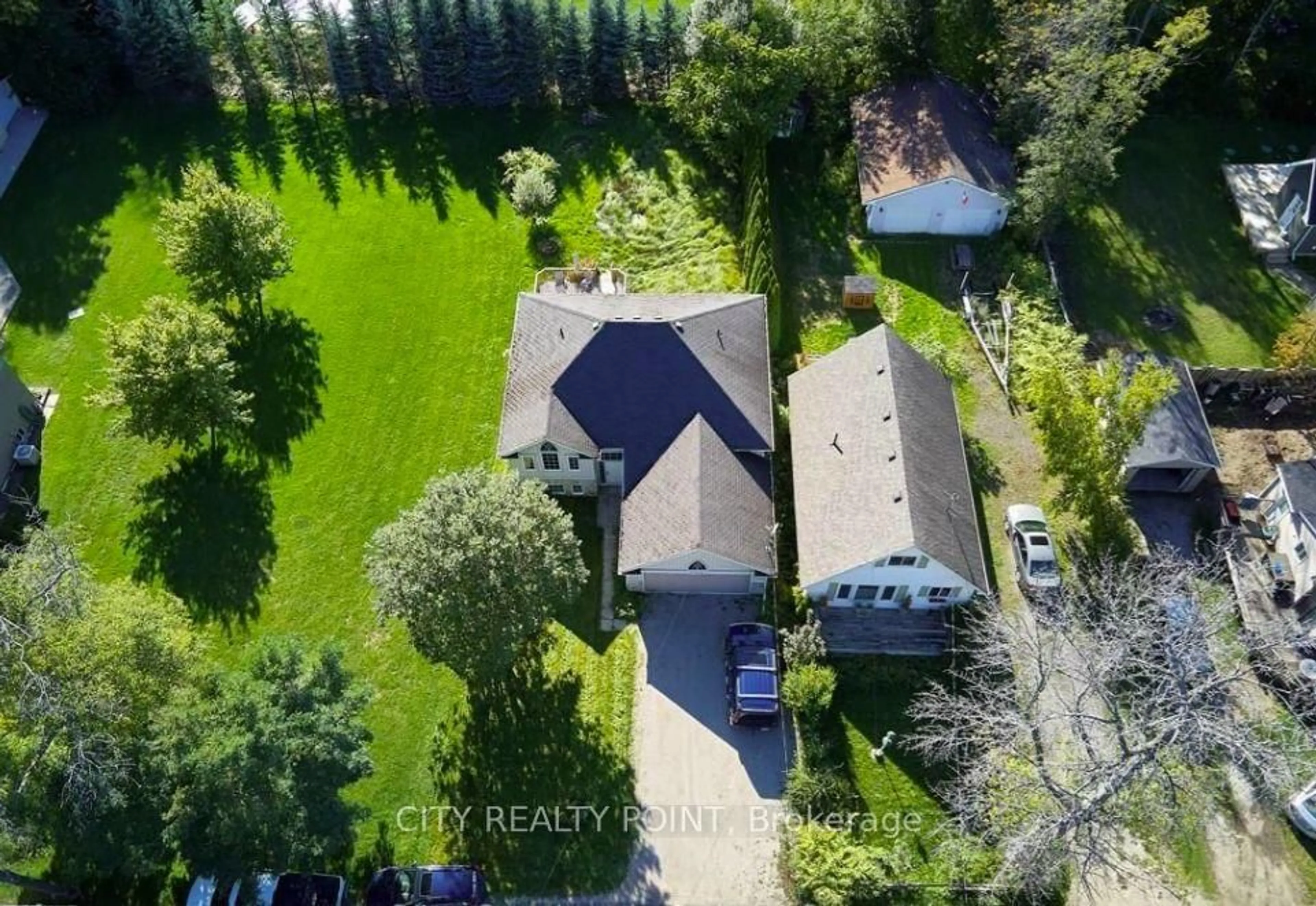 A pic from outside/outdoor area/front of a property/back of a property/a pic from drone, unknown for 3964 Alcina Ave, Innisfil Ontario L9S 2M1