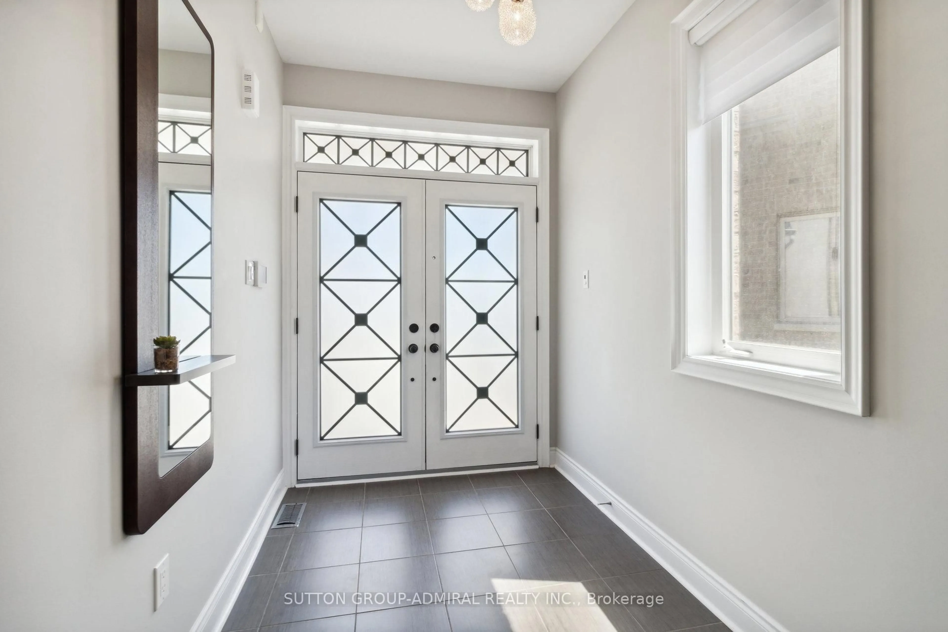 Indoor entryway for 67 Bristlewood Cres, Vaughan Ontario L4J 9K9