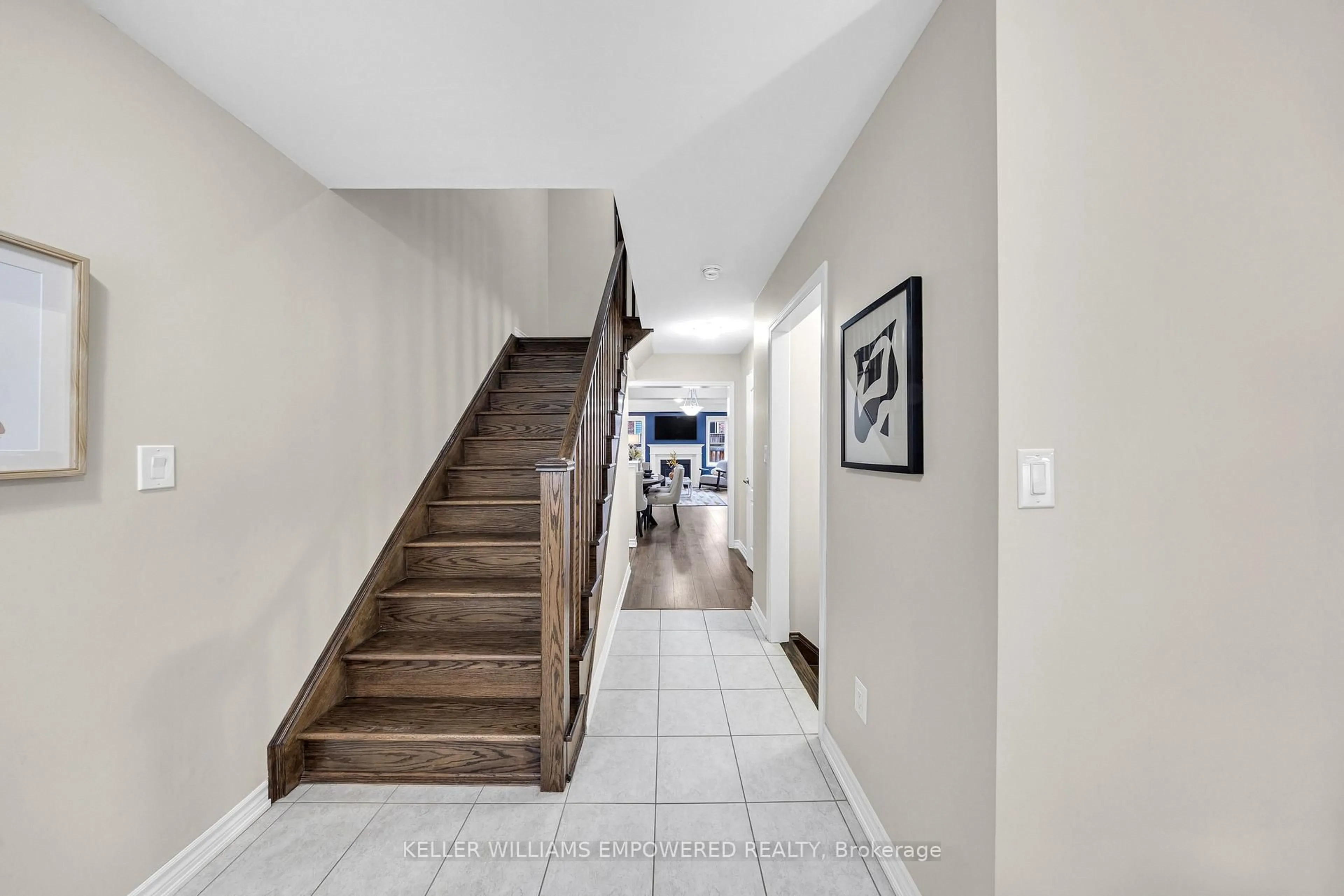 Unknown for 39 Stocks Lane, Aurora Ontario L4G 0Y3