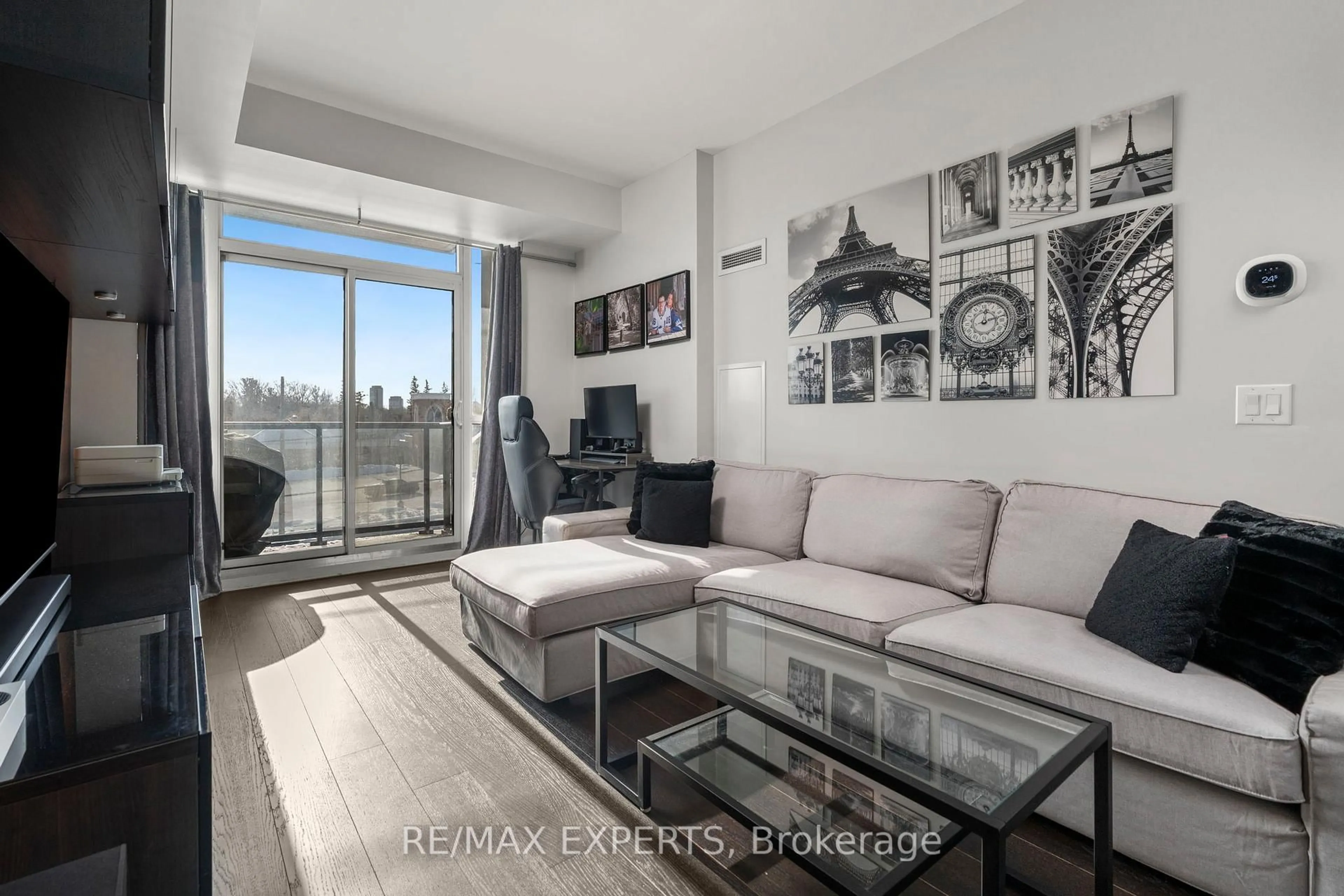 Living room with furniture, unknown for 4700 Highway 7 #420, Vaughan Ontario L4L 0B4