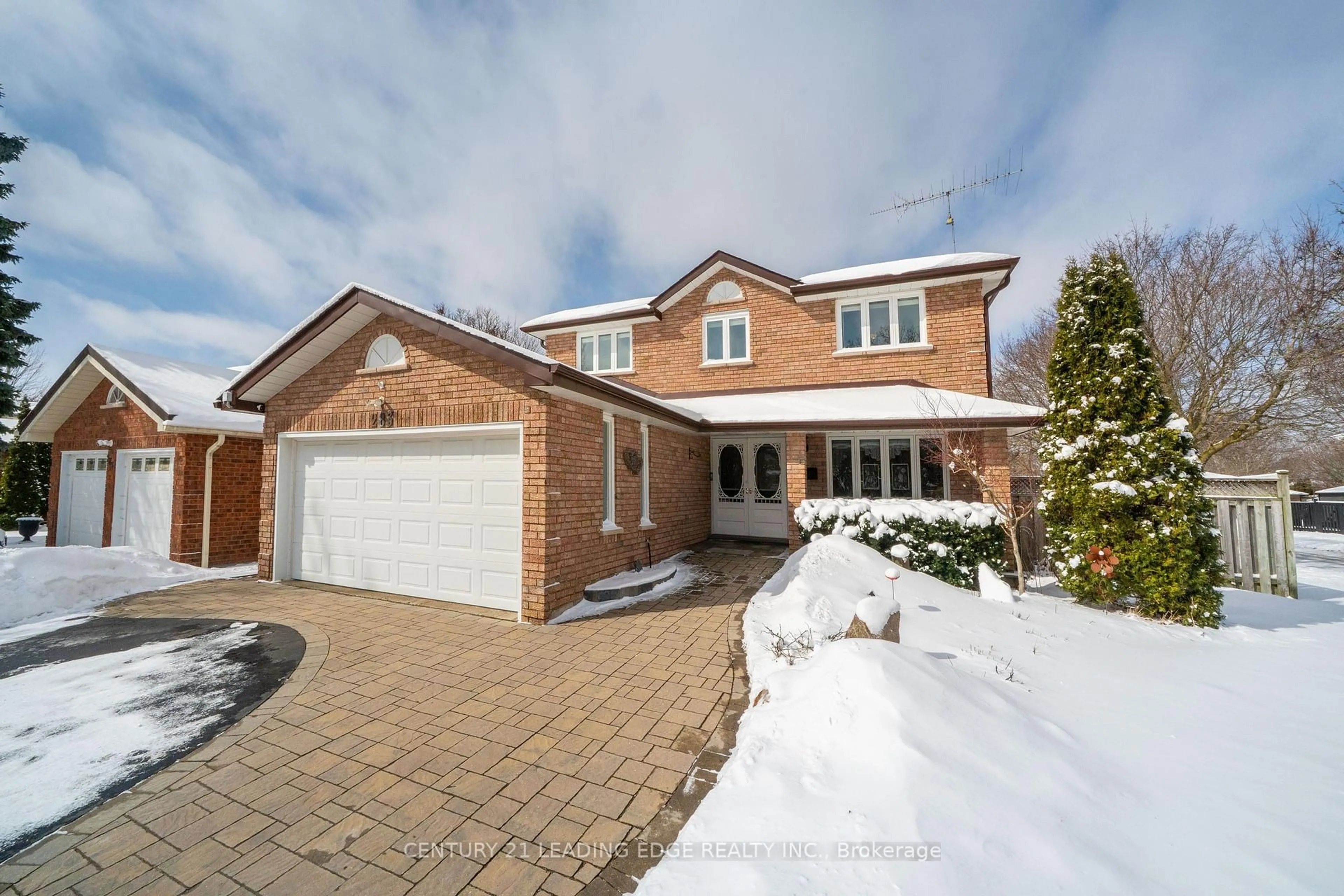 Home with brick exterior material, street for 283 Debborah Pl, Whitchurch-Stouffville Ontario L4A 5C5