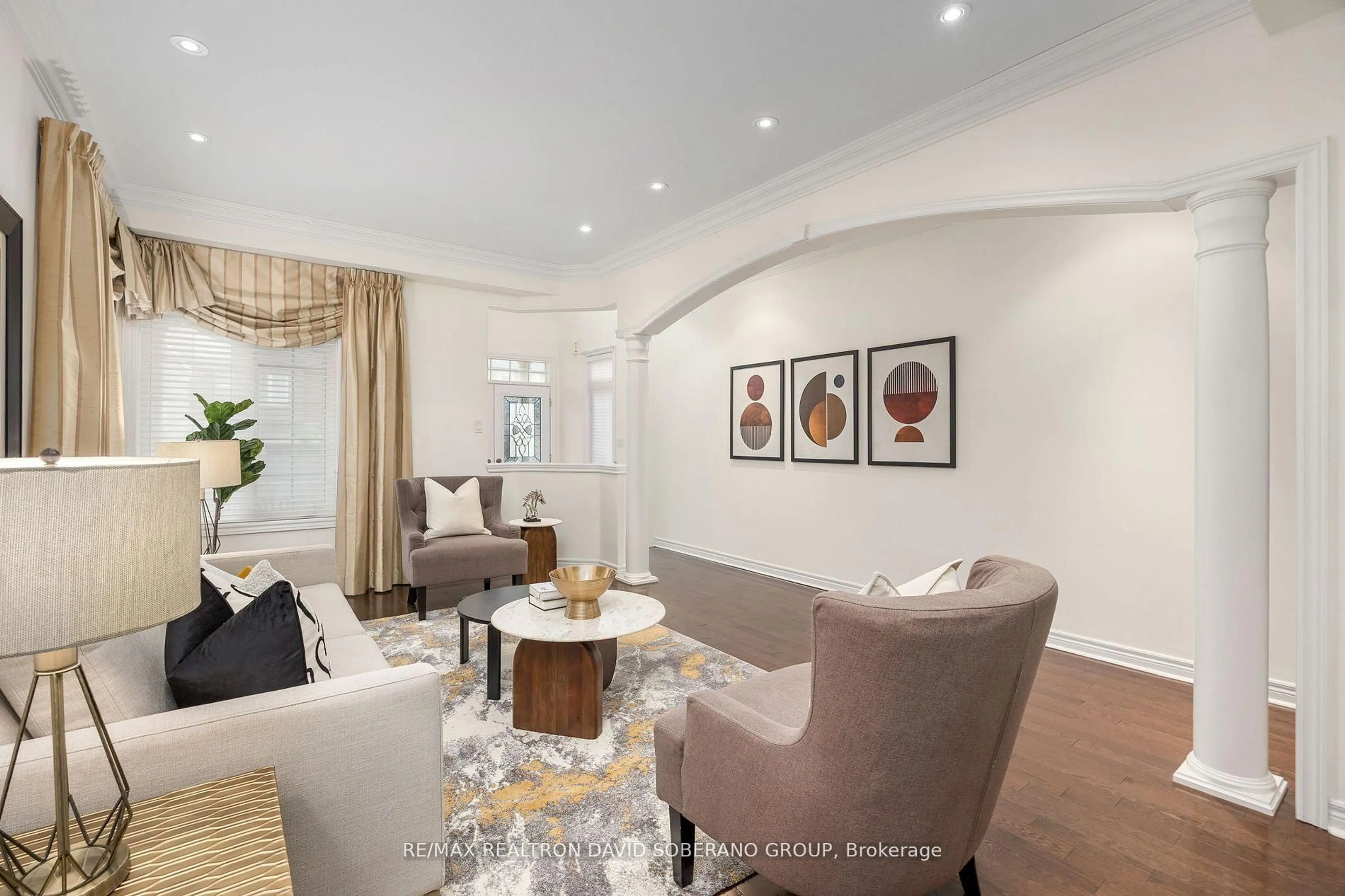 Living room with furniture, unknown for 26 Chopin Blvd, Vaughan Ontario L4J 8Y6