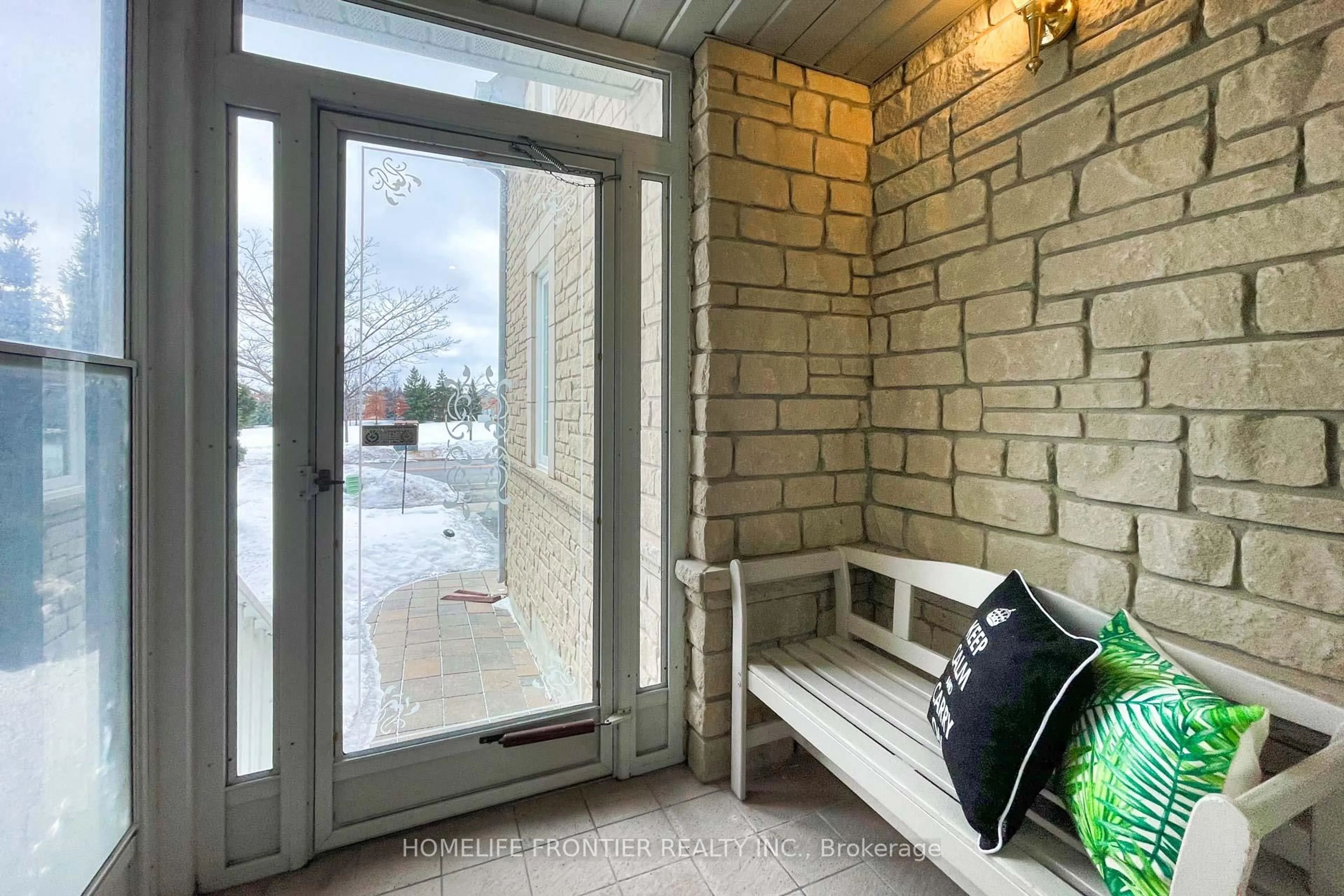 Indoor entryway for 189 Frank Endean Rd, Richmond Hill Ontario L4S 1S4