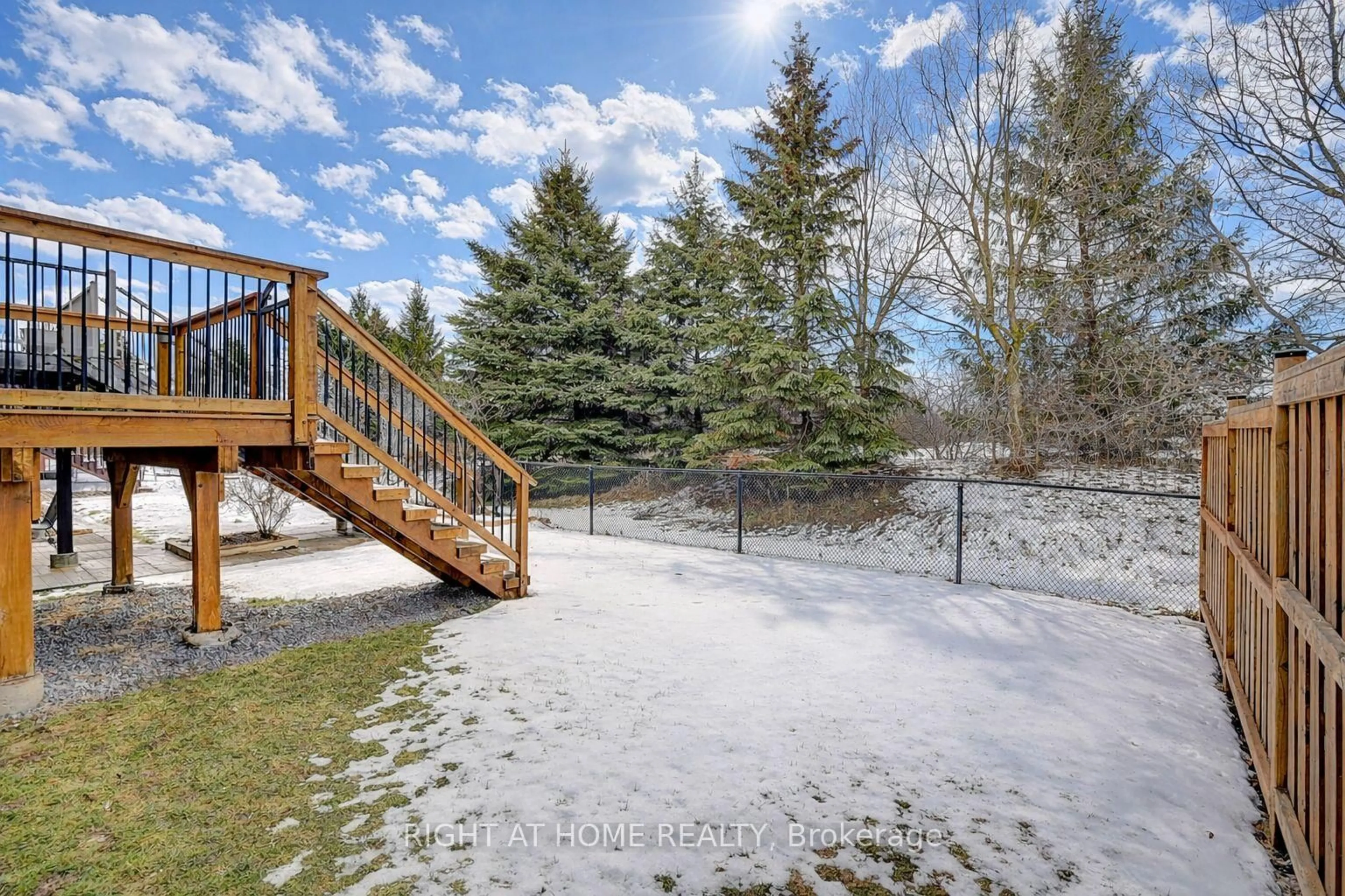 Patio, water/lake/river/ocean view for 47 Toporowski Ave, Richmond Hill Ontario L4S 2G9