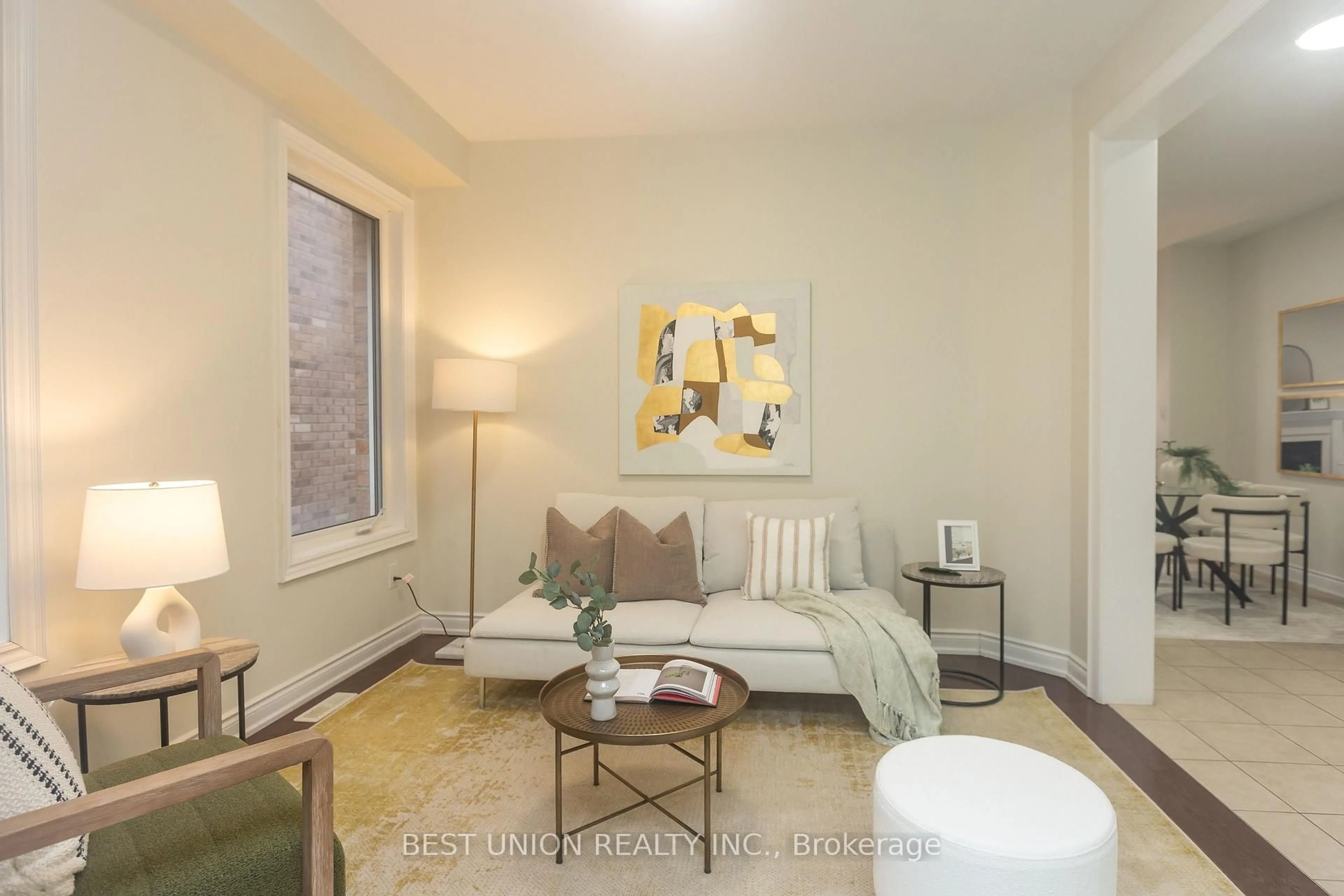 Living room with furniture, unknown for 31 Bernbridge Rd, Markham Ontario L6B 0S3