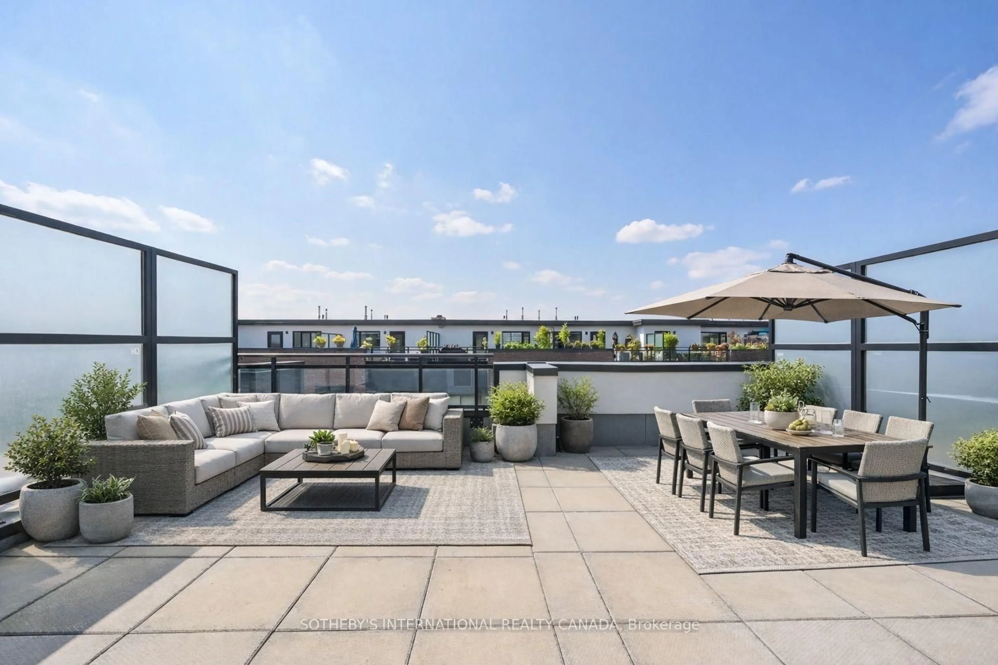 Patio, water/lake/river/ocean view for 5309 Highway 7 #A1003, Vaughan Ontario L4L 0J1