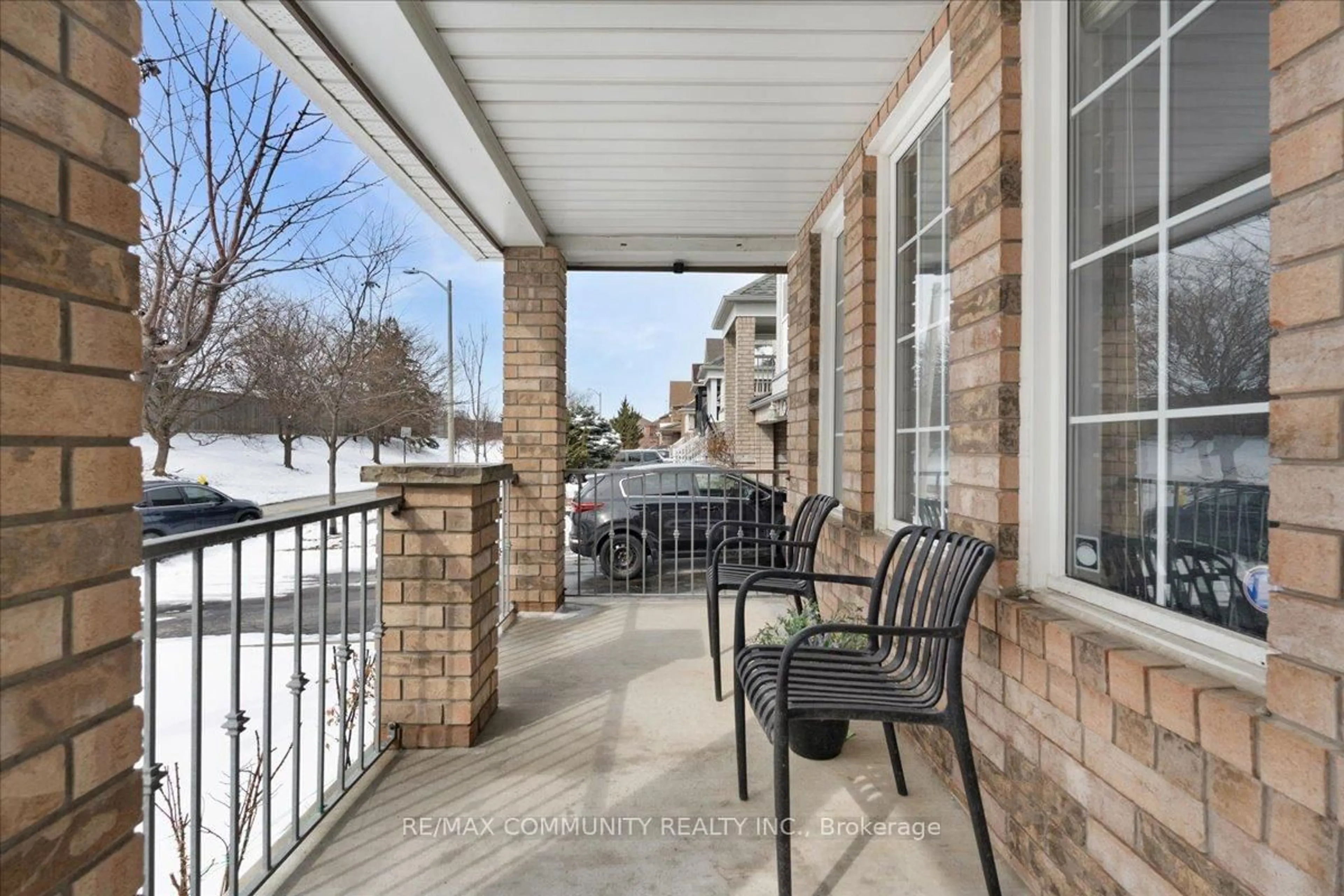 Patio, street for 88 Mainland Cres, Vaughan Ontario L6A 3G4