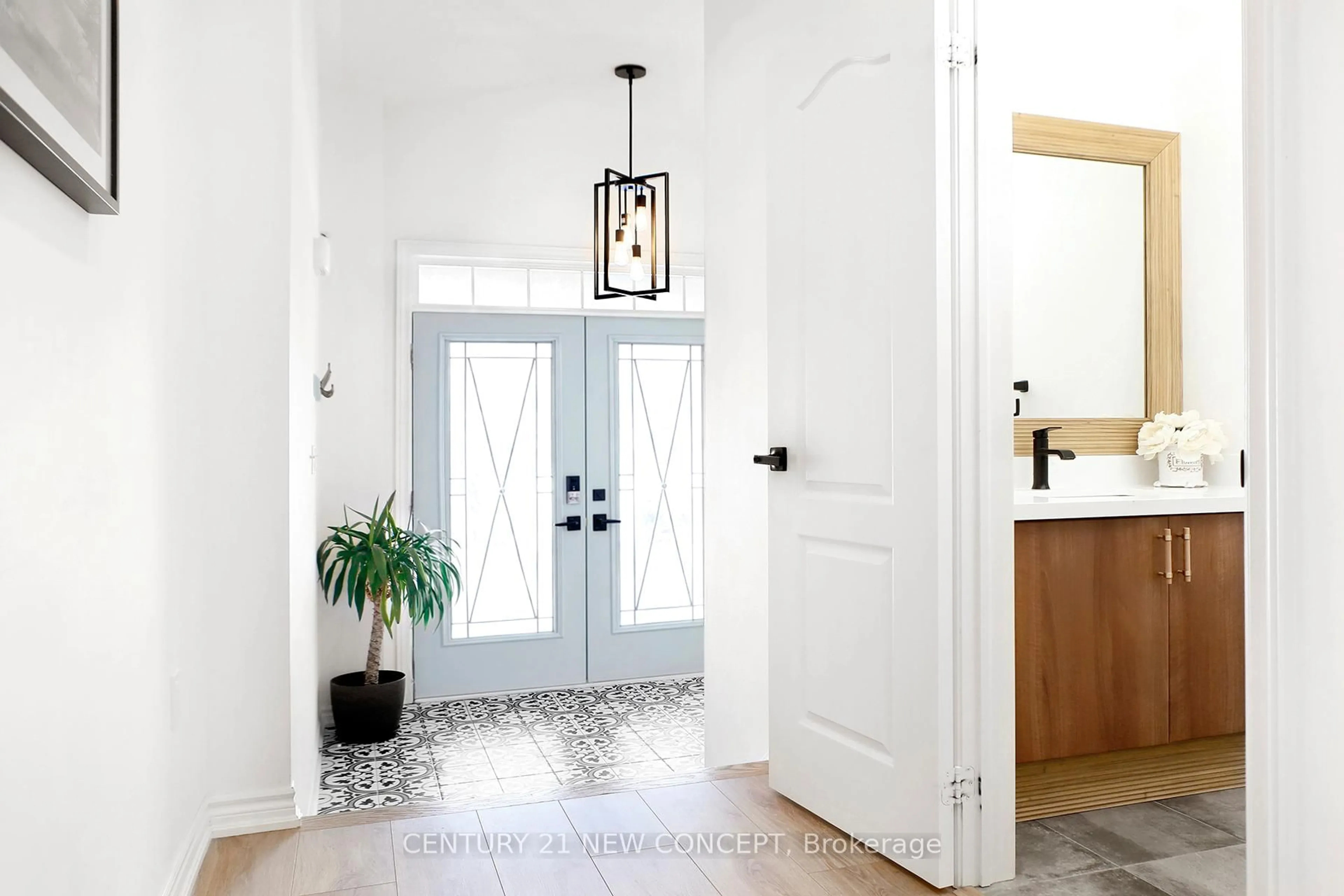 Indoor entryway for 93 Wesmina Ave, Whitchurch-Stouffville Ontario L4A 4W5