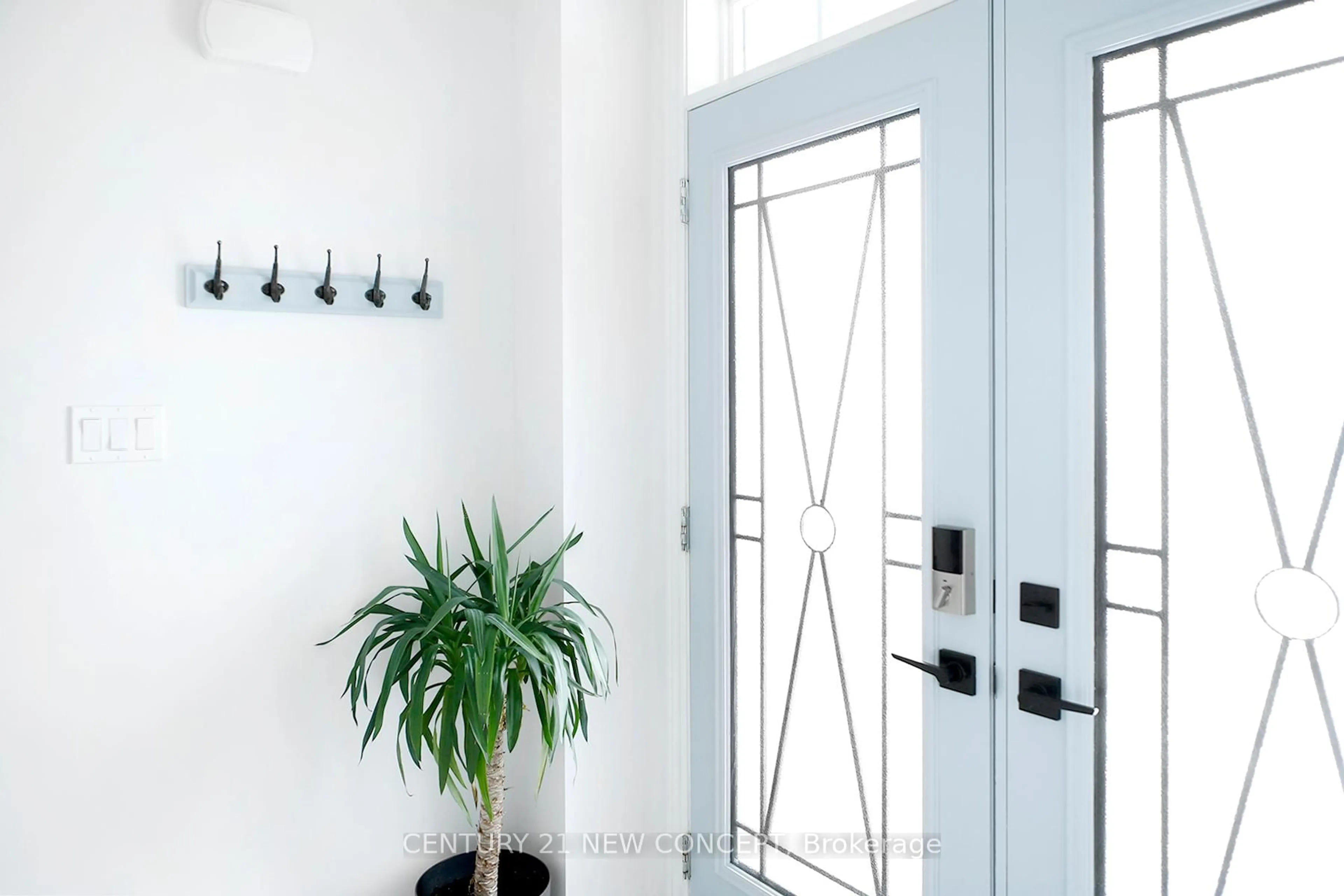 Indoor entryway for 93 Wesmina Ave, Whitchurch-Stouffville Ontario L4A 4W5