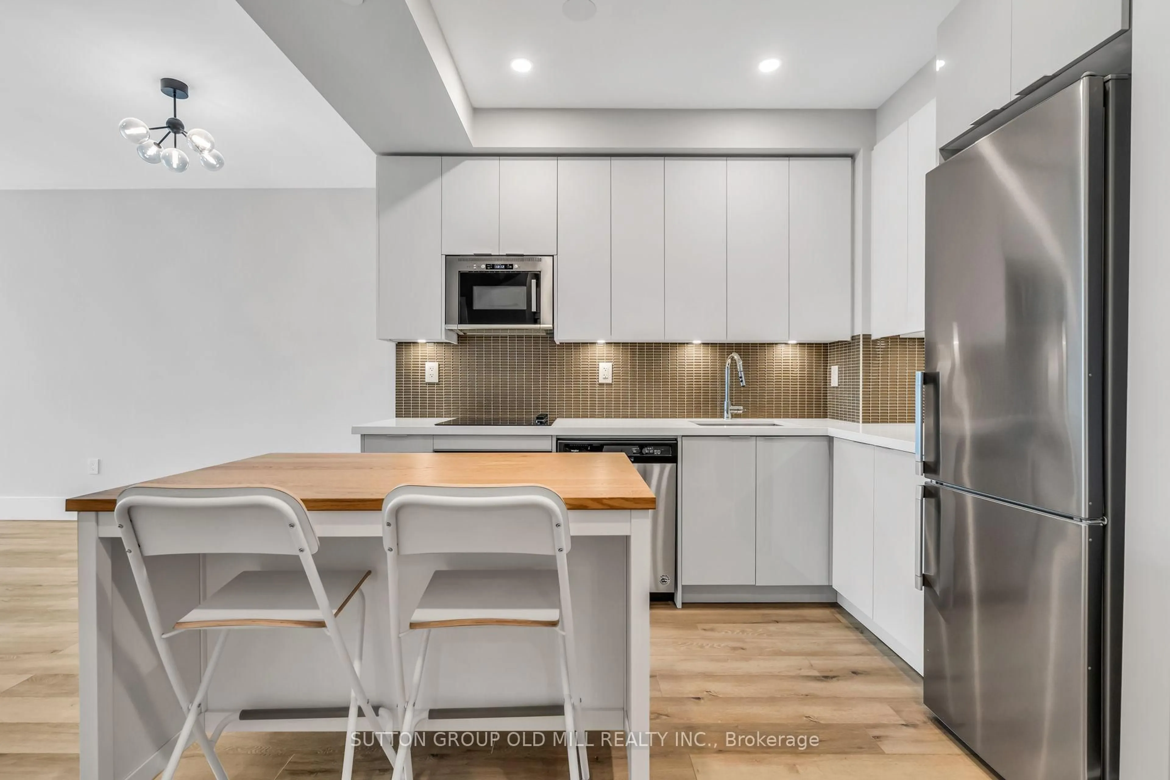 Unknown for 2916 Highway 7 #401, Vaughan Ontario L4K 0K6