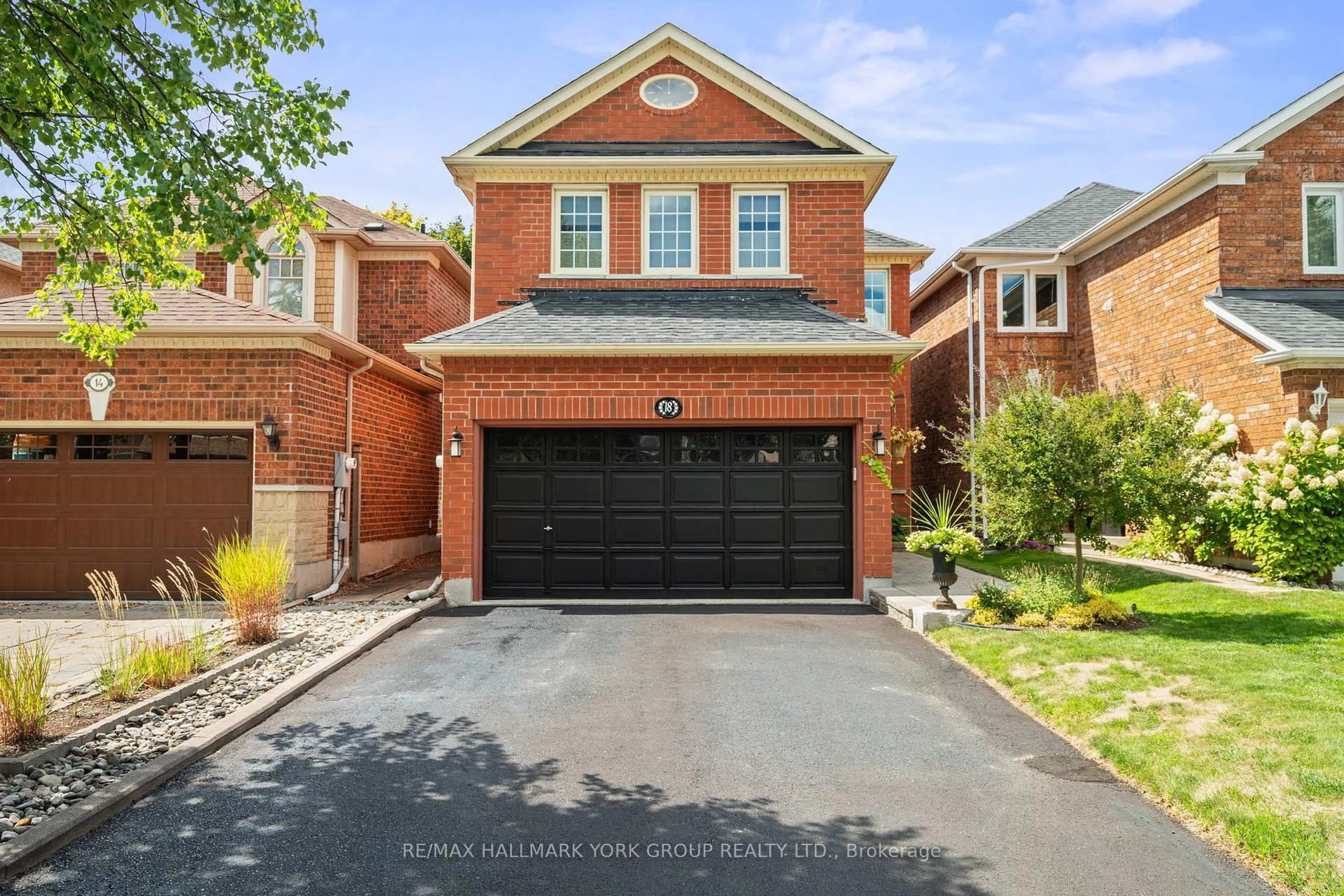 Home with brick exterior material, street for 18 Rush Rd, Aurora Ontario L4G 7G3