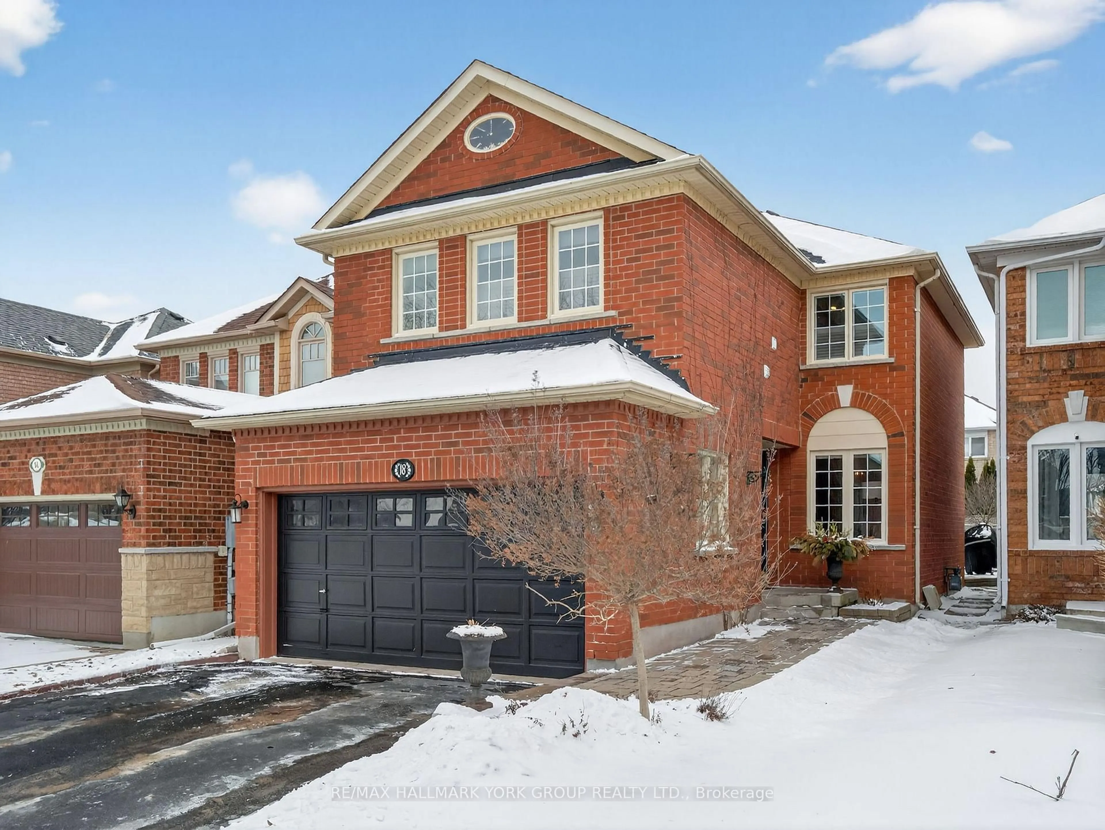 Home with brick exterior material, street for 18 Rush Rd, Aurora Ontario L4G 7G3