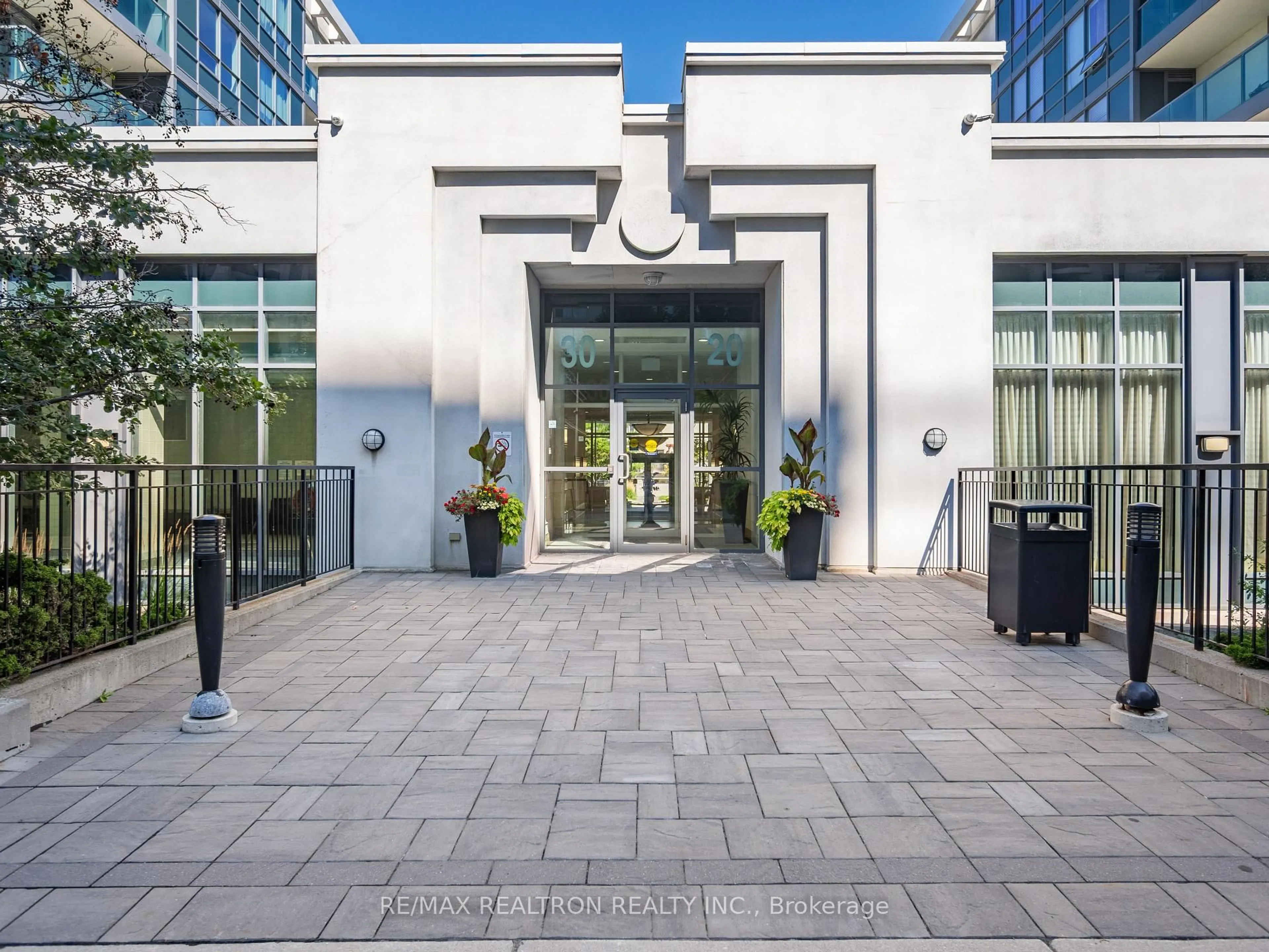 Unknown for 20 NORTH PARK Rd #1110, Vaughan Ontario L4J 0G7