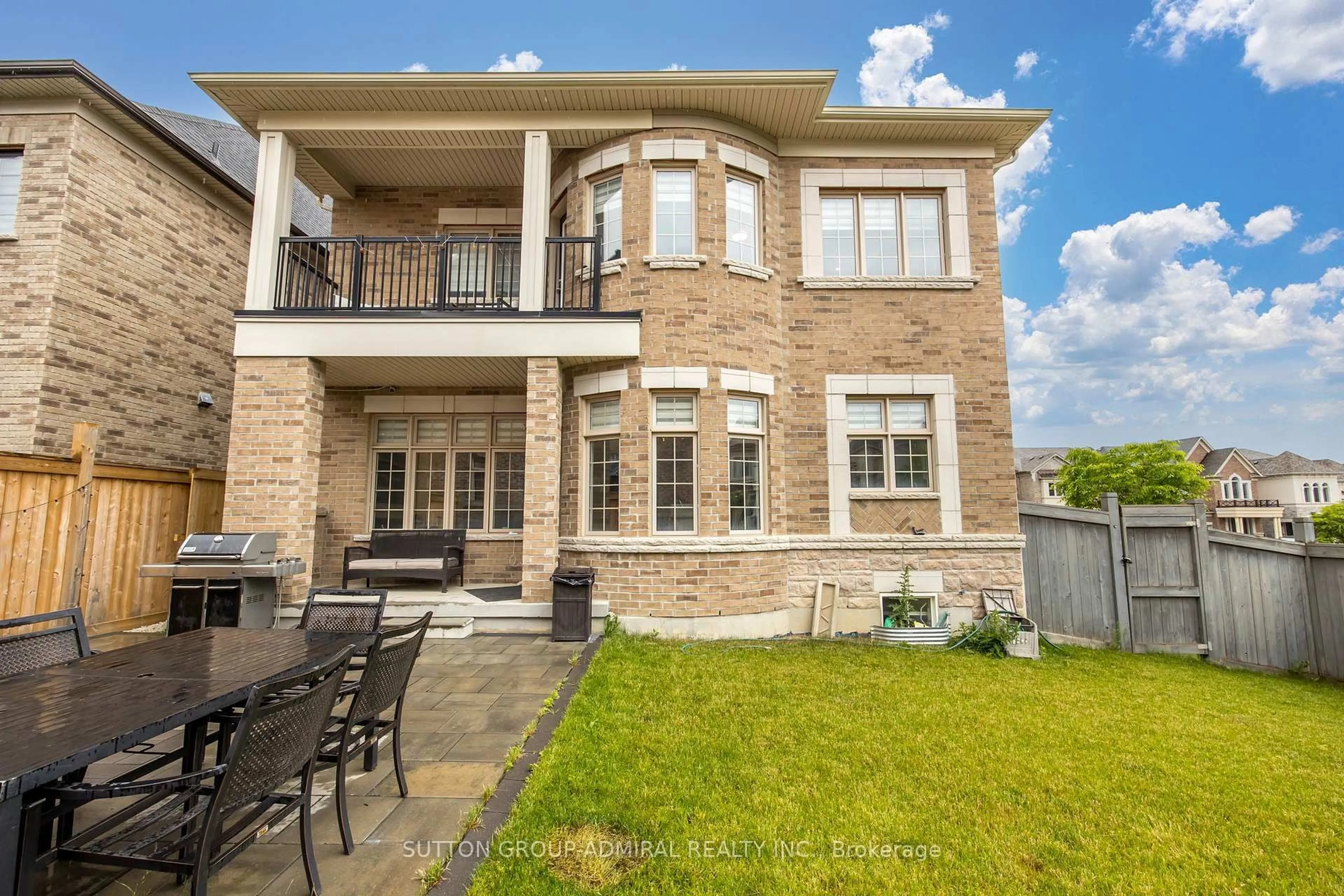 Home with brick exterior material, unknown for 36 Hurst Ave, Vaughan Ontario L5A 4Y5