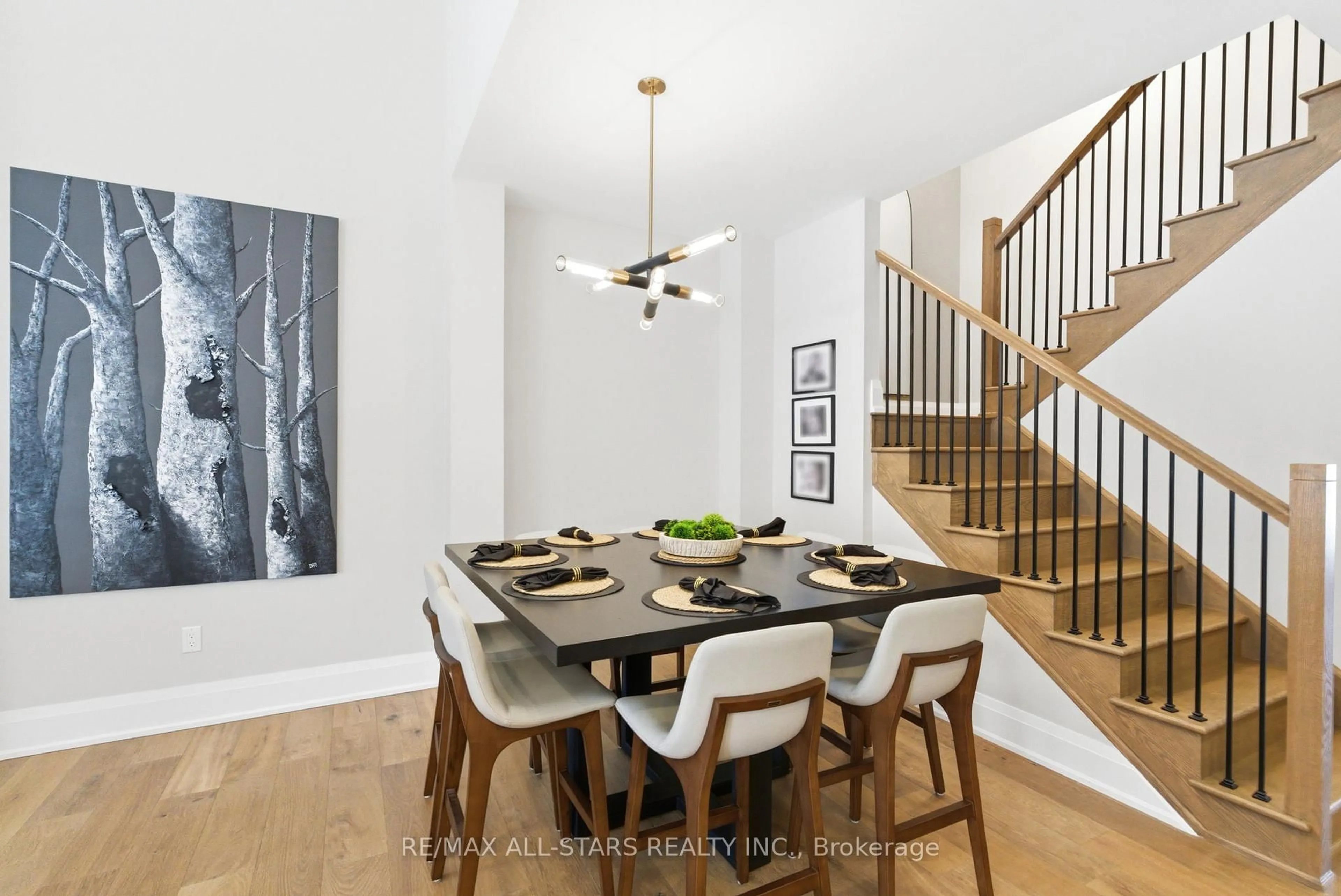 Dining room, wood/laminate floor for 38 Hildred Cushing Way, Uxbridge Ontario L9P 1X9