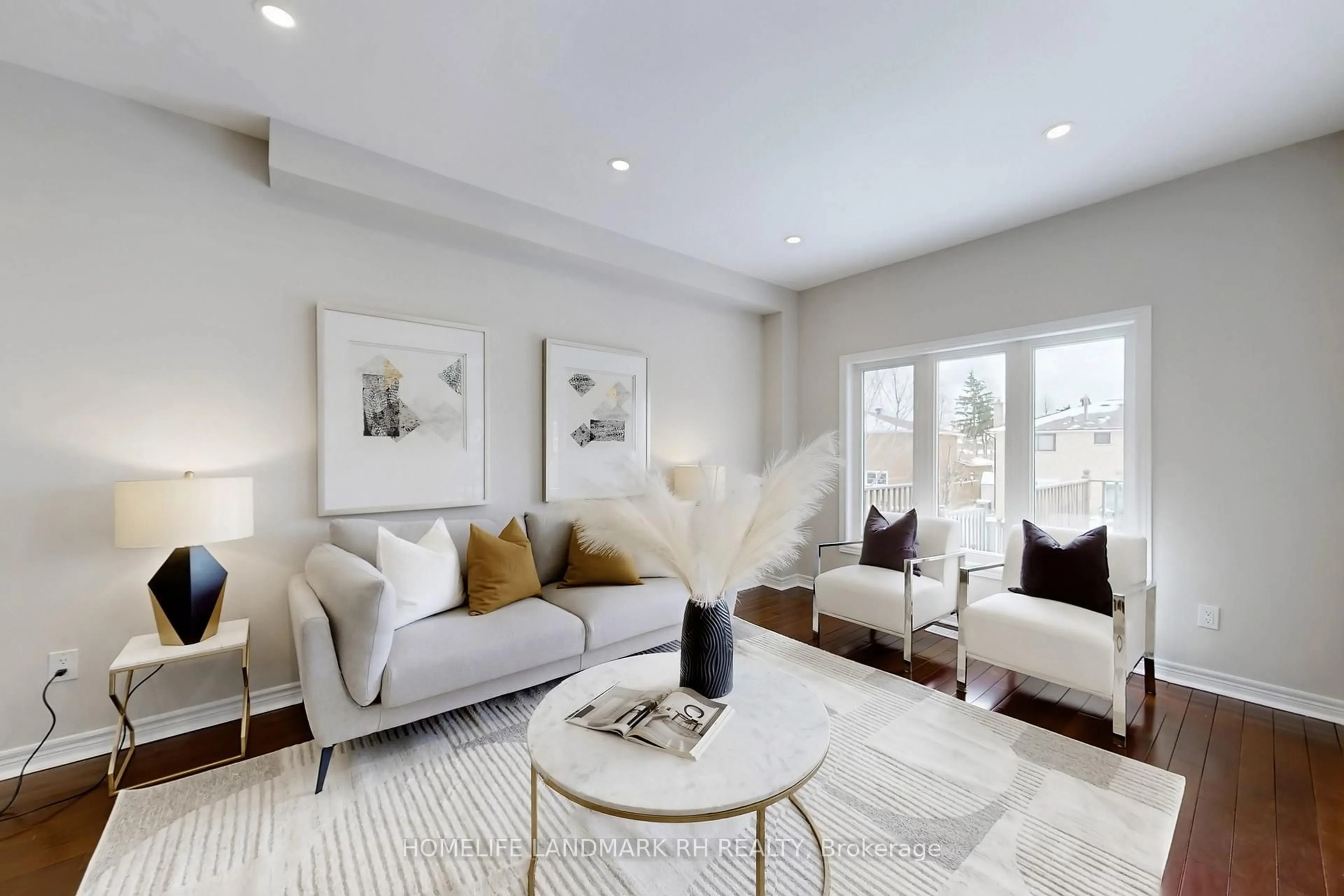 Living room with furniture, unknown for 60 Whistler Crt, Markham Ontario L3R 4S9