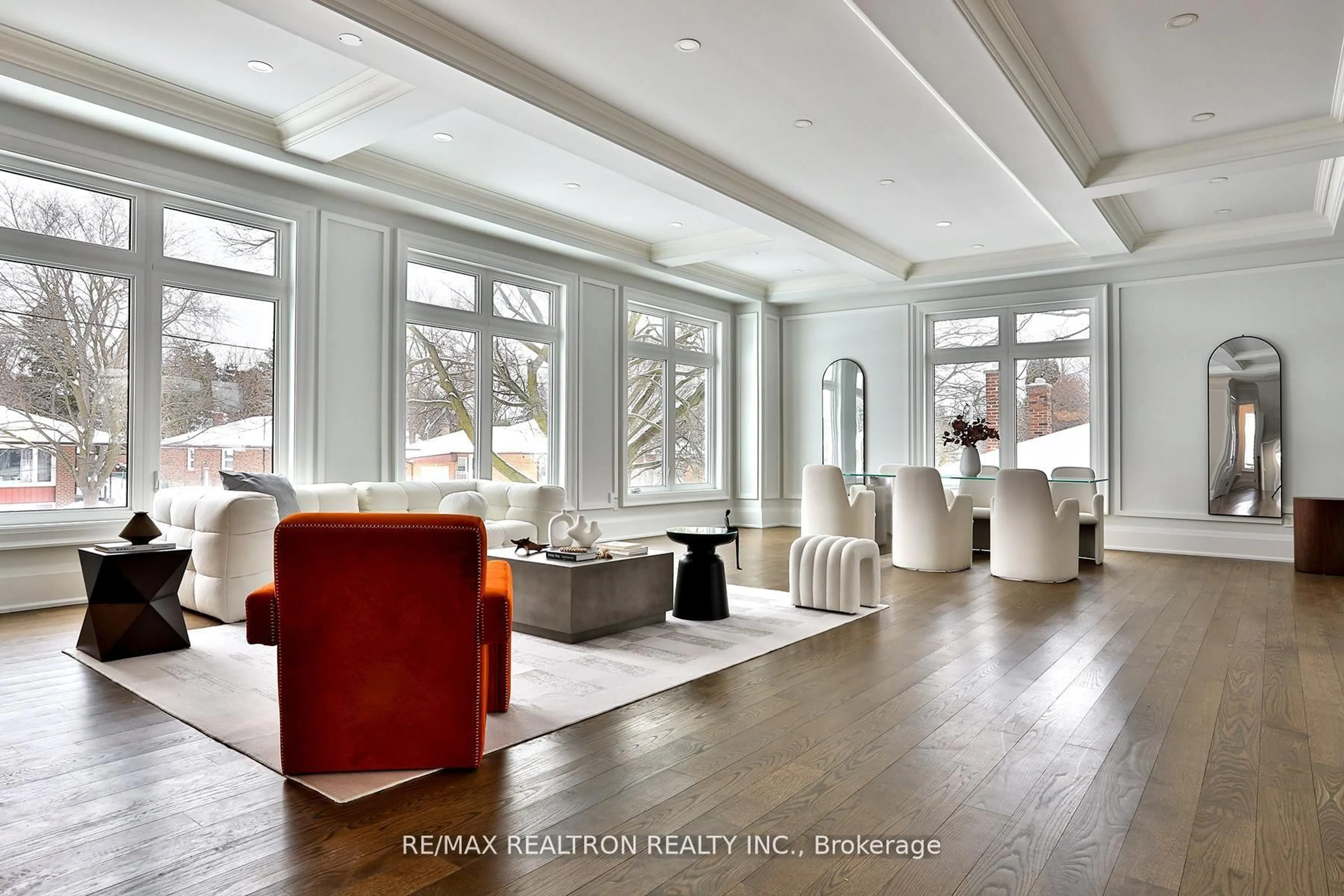 Unknown for 36 Sussex Ave, Richmond Hill Ontario L4C 2E6