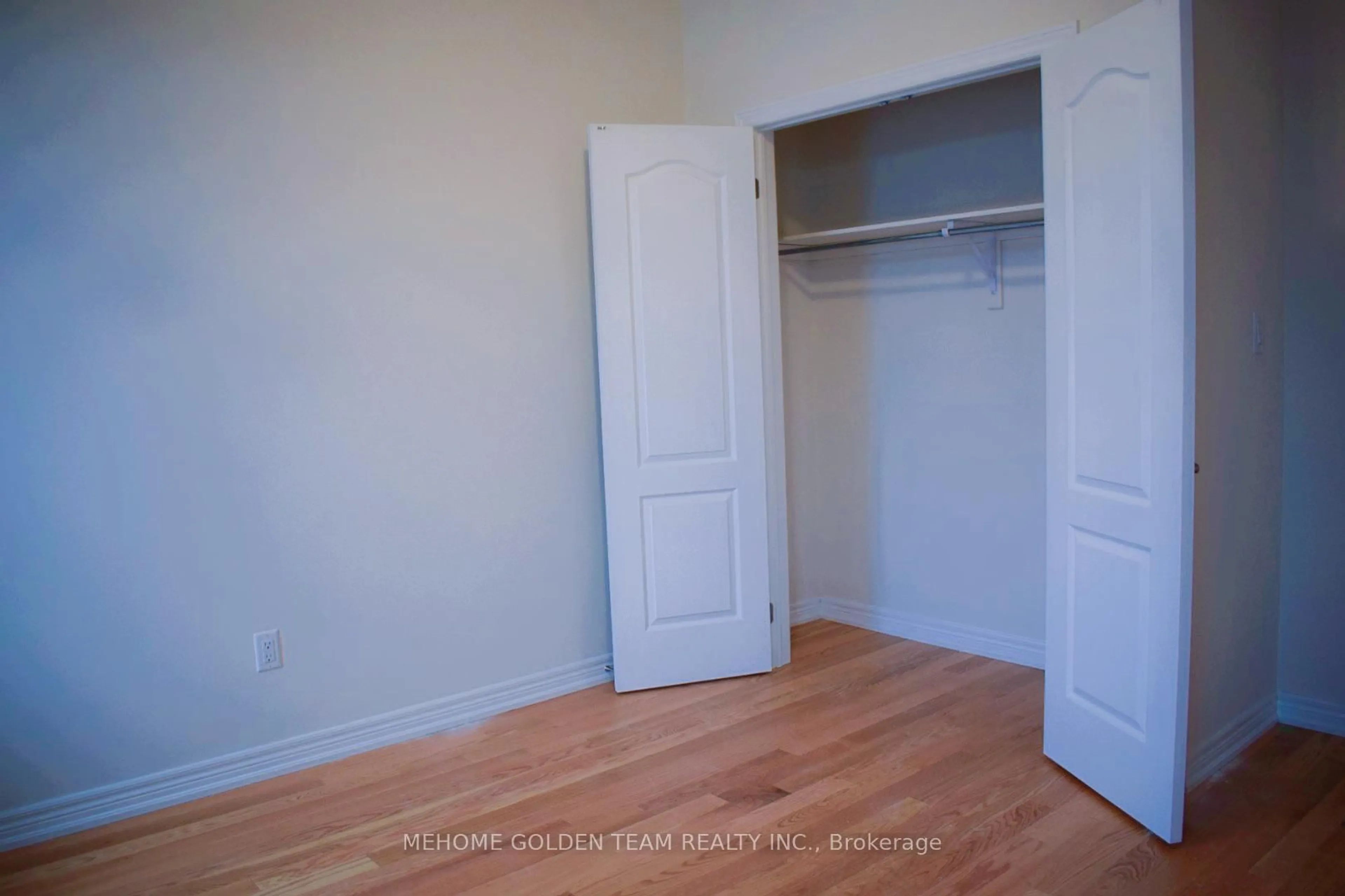 A pic of a room for 41 Luzon Ave, Markham Ontario L6B 1N7