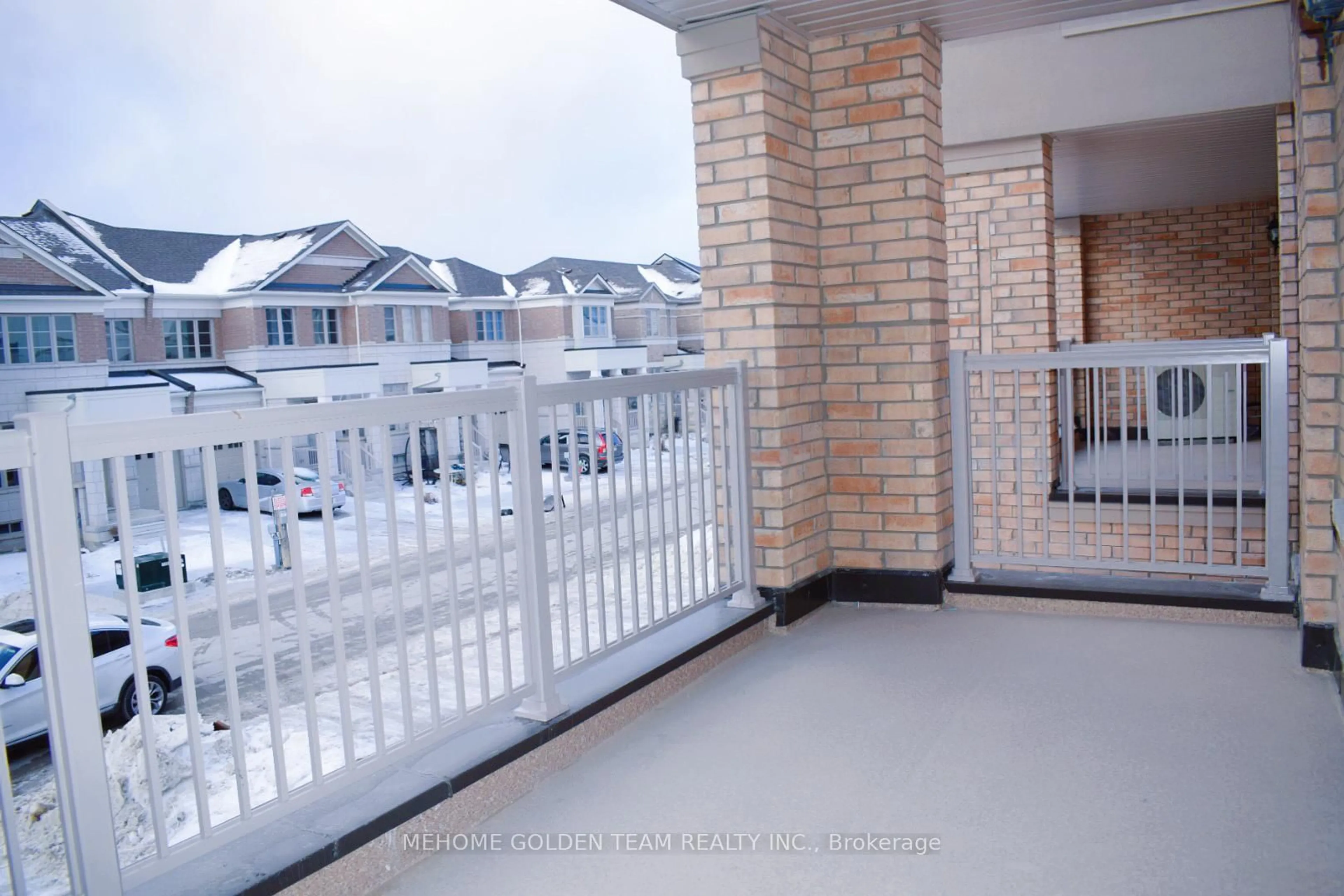Balcony in the apartment, city buildings view from balcony for 41 Luzon Ave, Markham Ontario L6B 1N7
