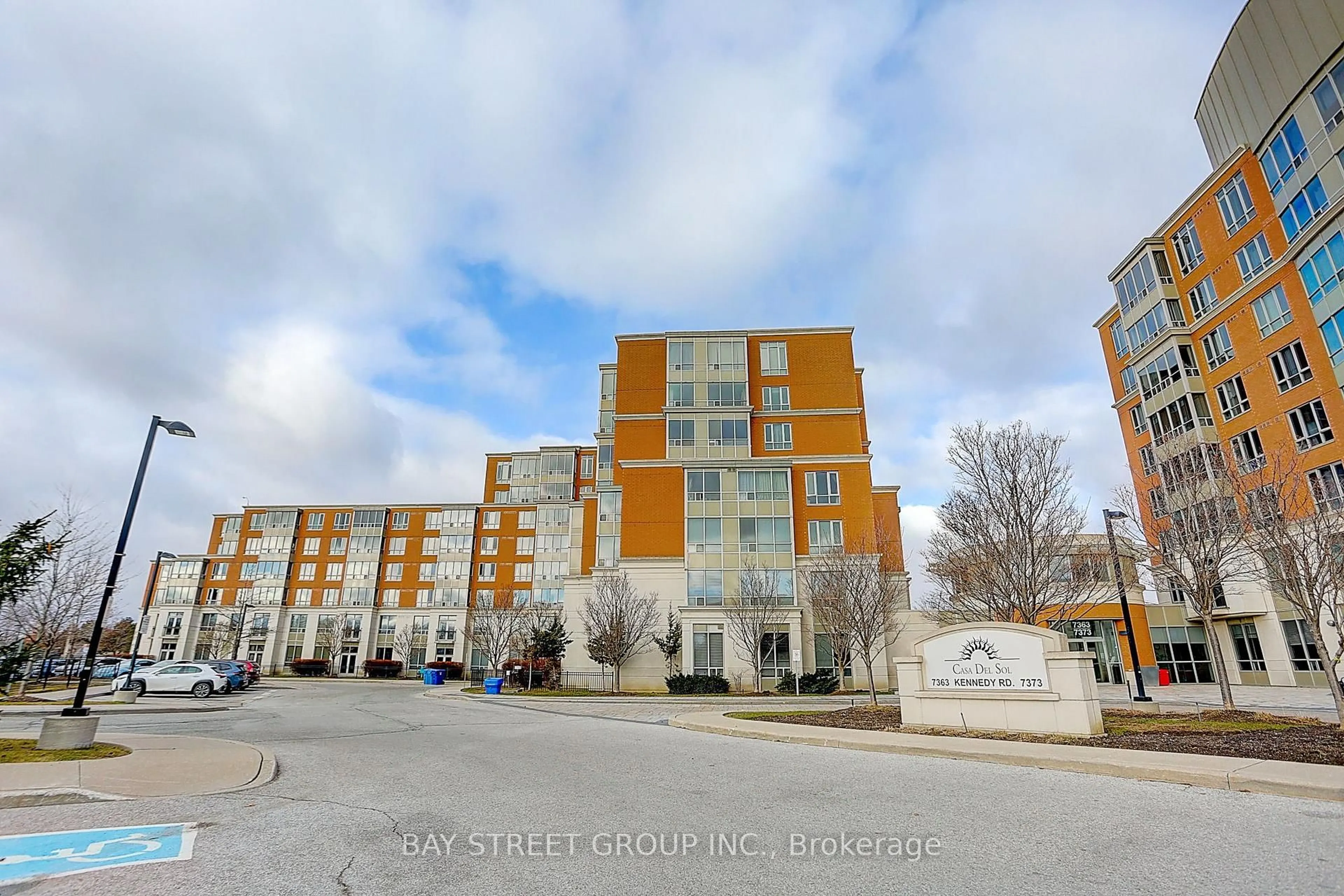 Unknown for 7373 Kennedy Rd #Ph05, Markham Ontario L3R 1H6