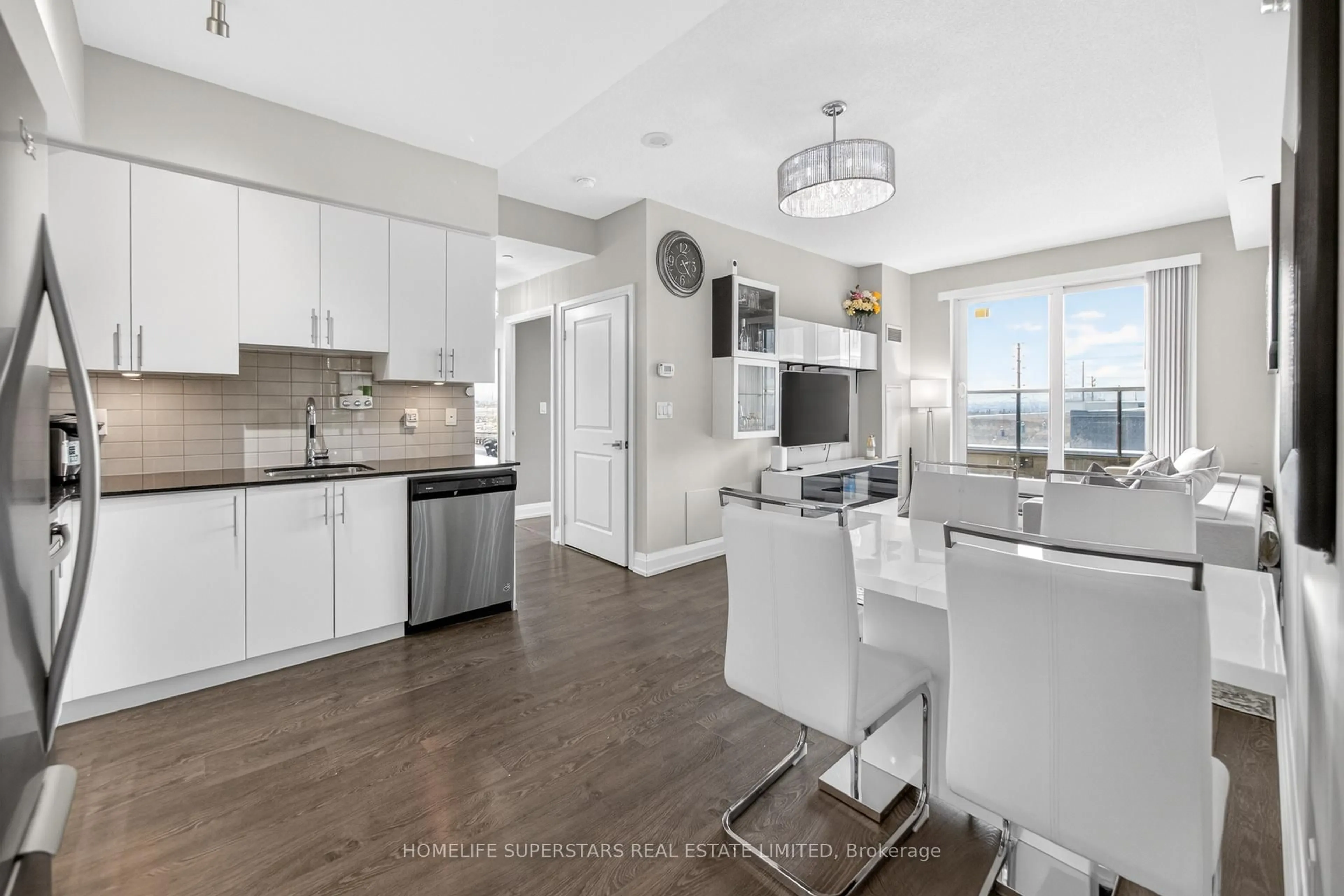 Open concept kitchen, unknown for 3600 Highway 7 #423, Vaughan Ontario L4L 0G7