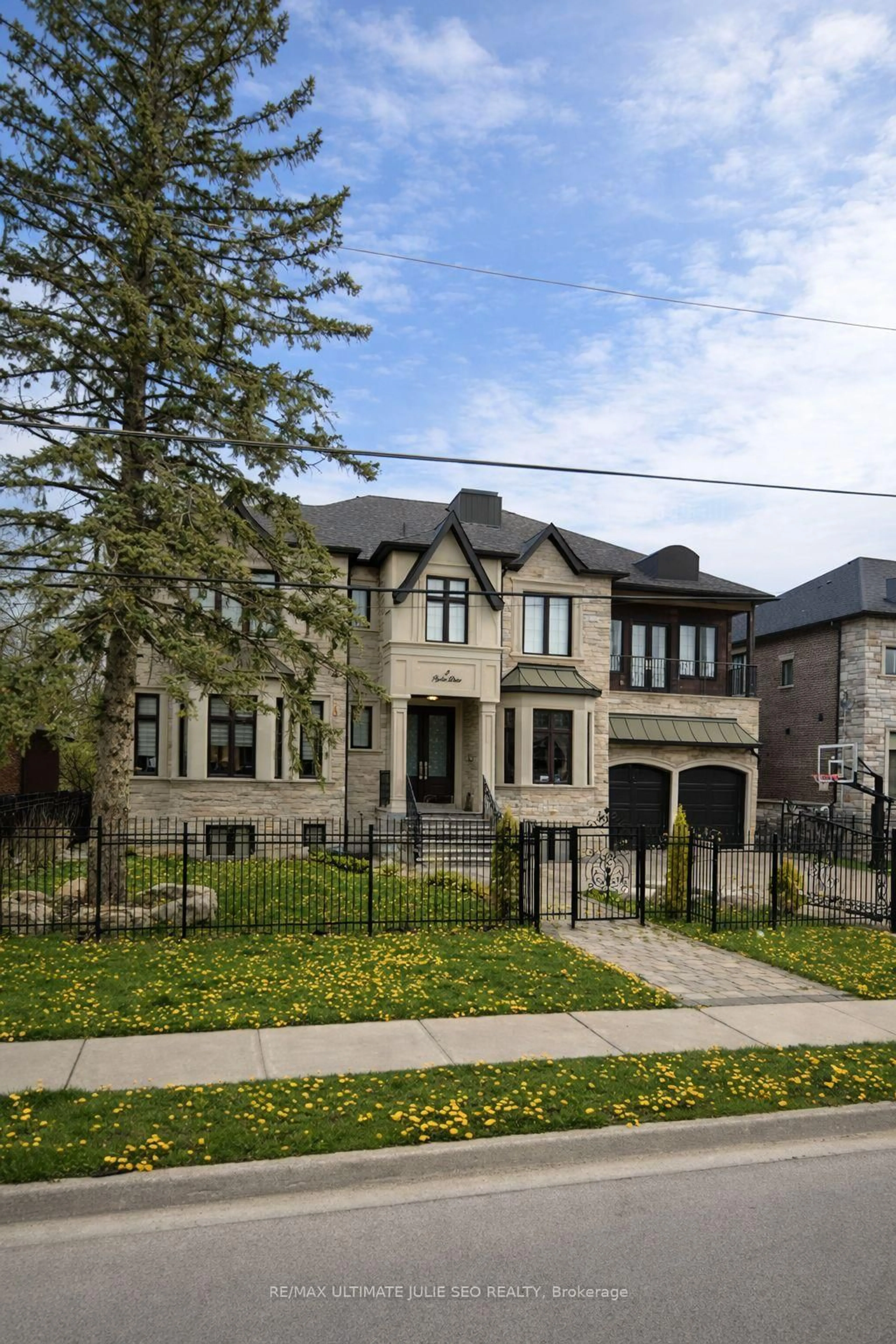 Home with brick exterior material, street for 2 Poplar Dr, Richmond Hill Ontario L4E 2W5