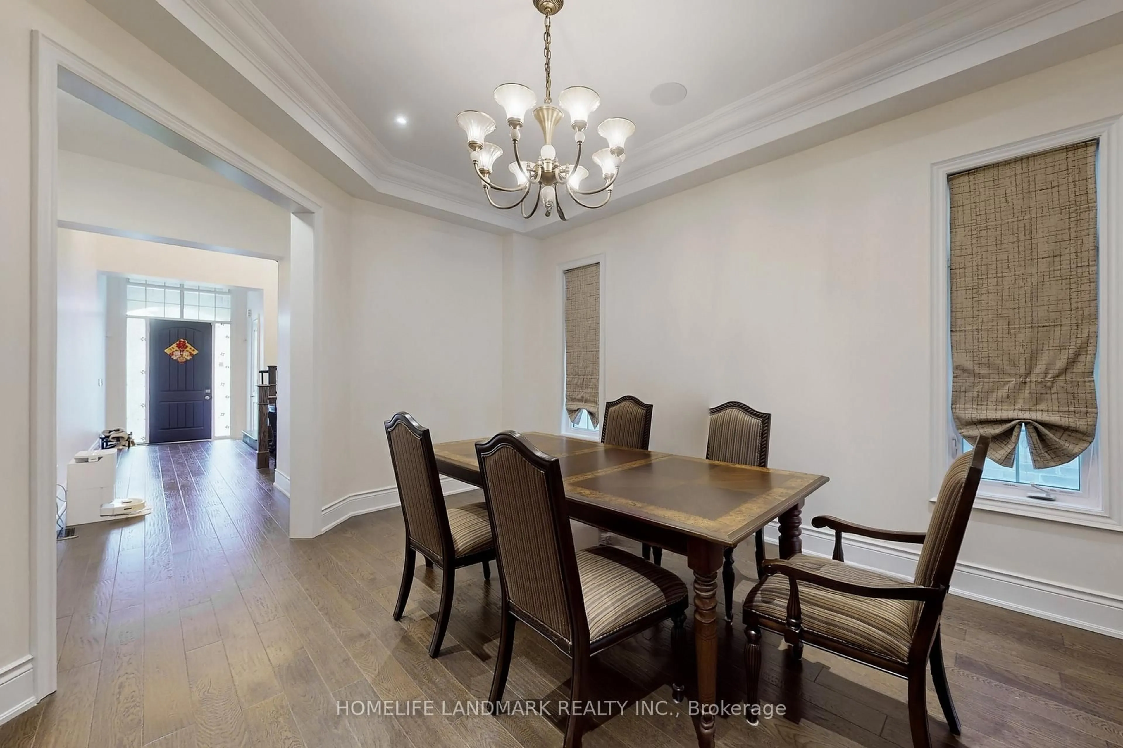 Dining room, wood/laminate floor for 75 Hurst Ave, Vaughan Ontario L6A 4Y6