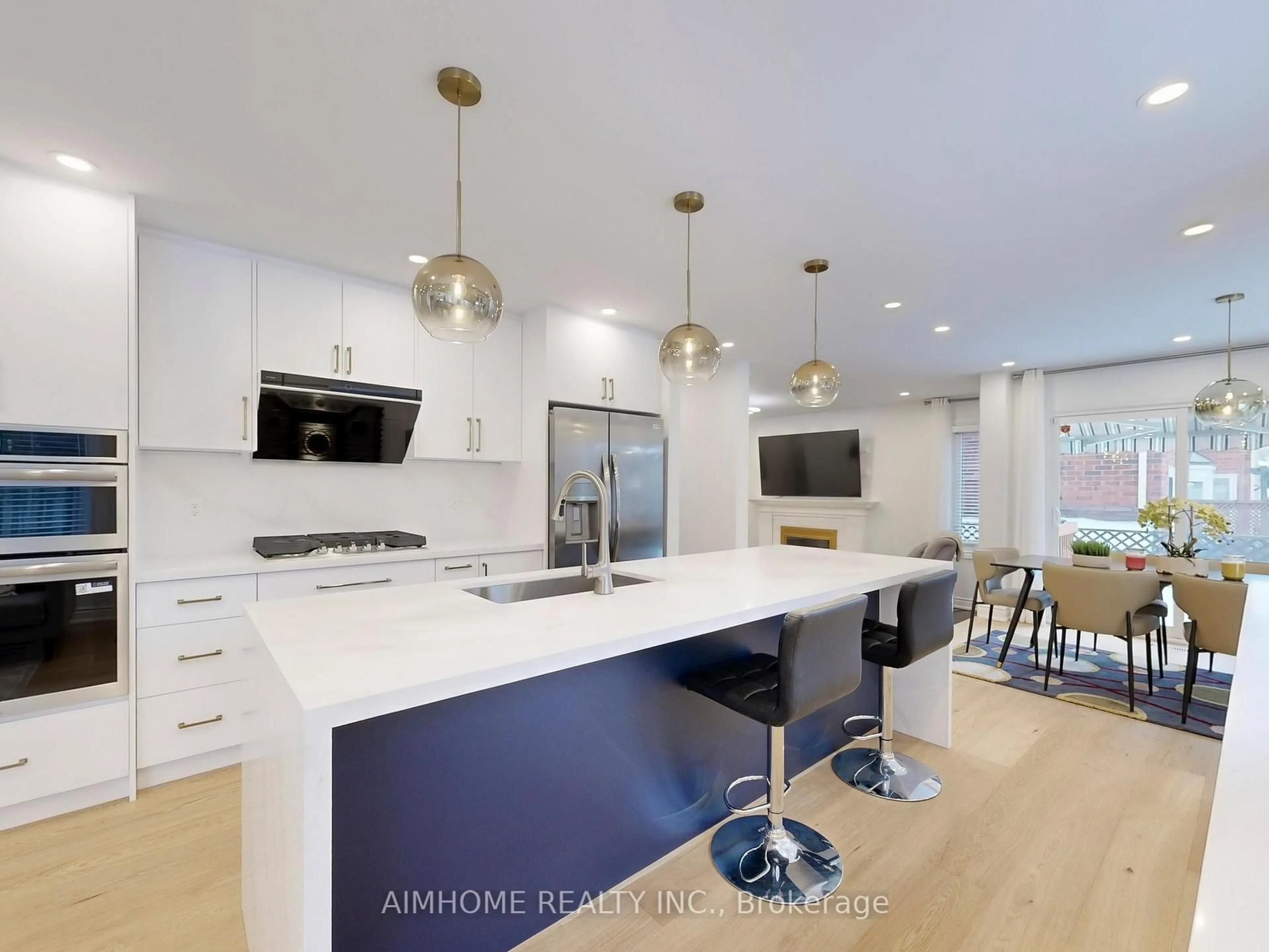 Open concept kitchen, unknown for 14A Kew Gdns, Richmond Hill Ontario L4B 1R4