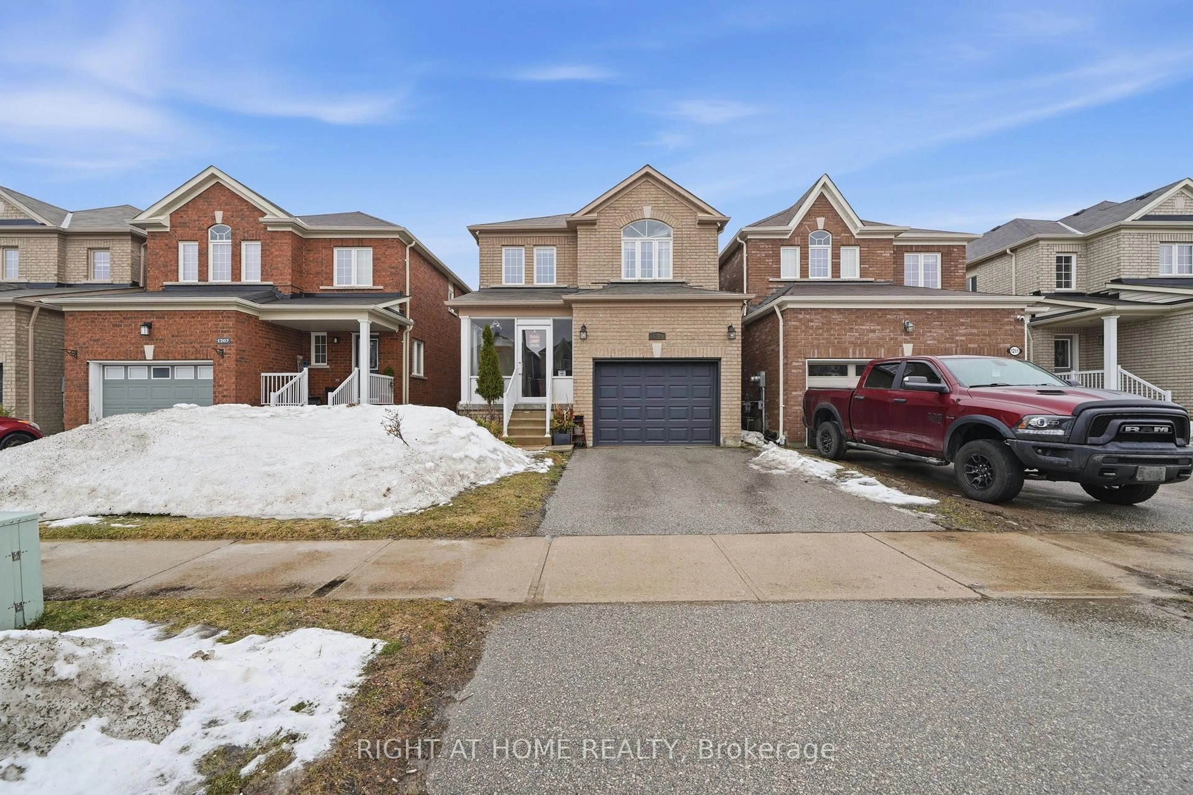 Home with brick exterior material, street for 1209 Mary Lou St, Innisfil Ontario L9S 0C2