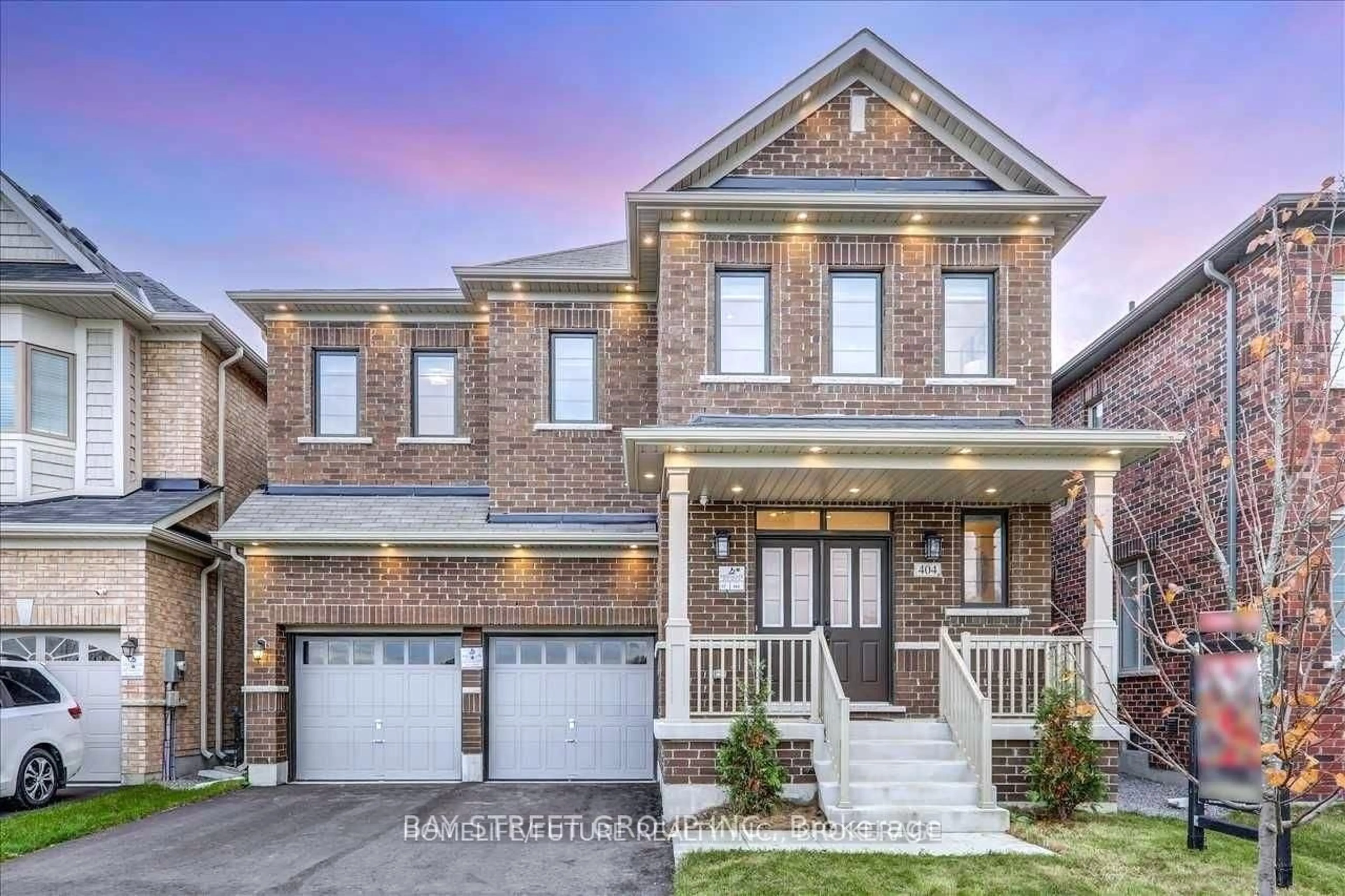 Home with brick exterior material, street for 404 Baker Hill Blvd, Whitchurch-Stouffville Ontario L4A 4P4