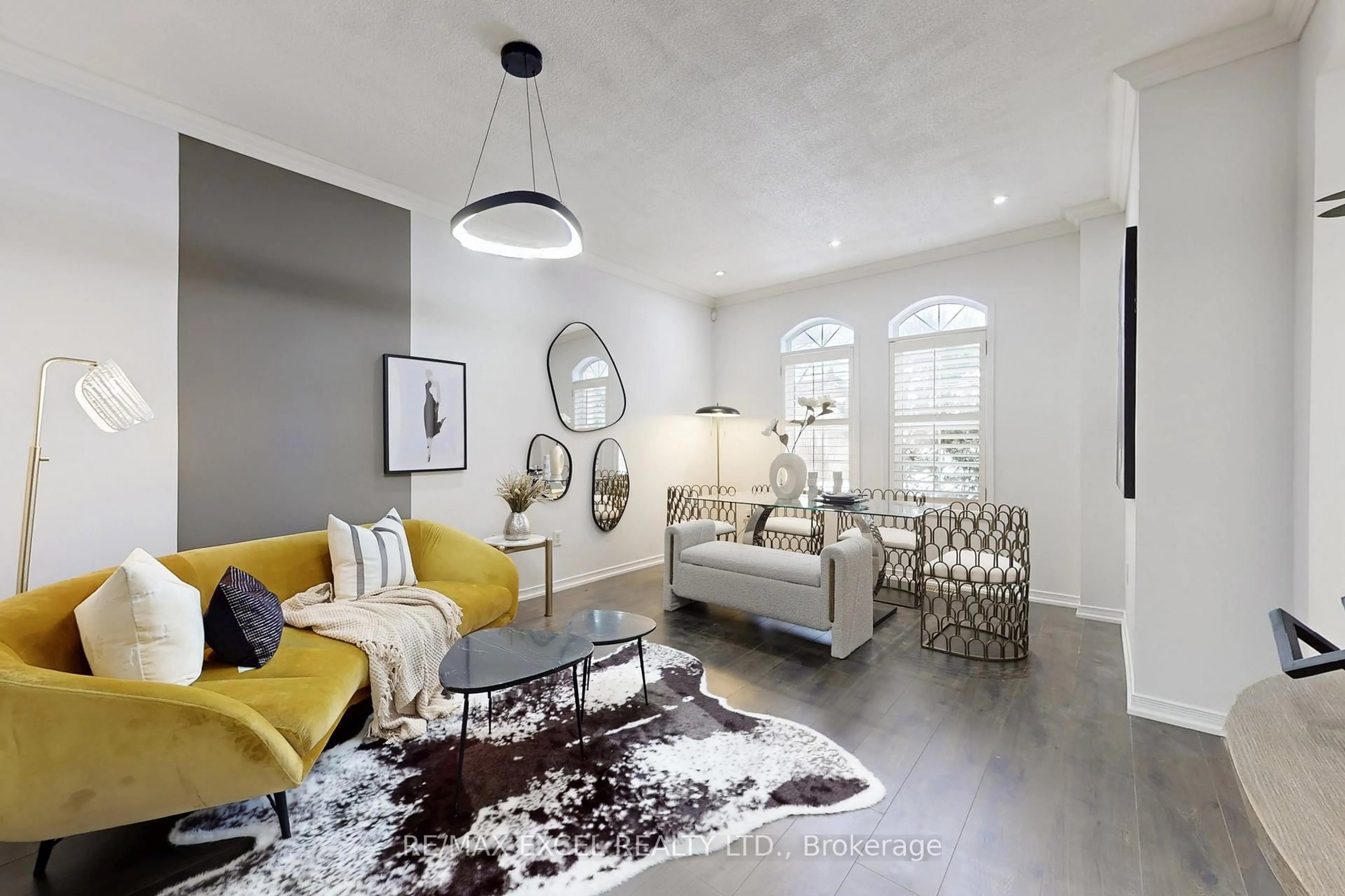 Living room with furniture, unknown for 43 Evaridge Dr, Markham Ontario L6B 1E7