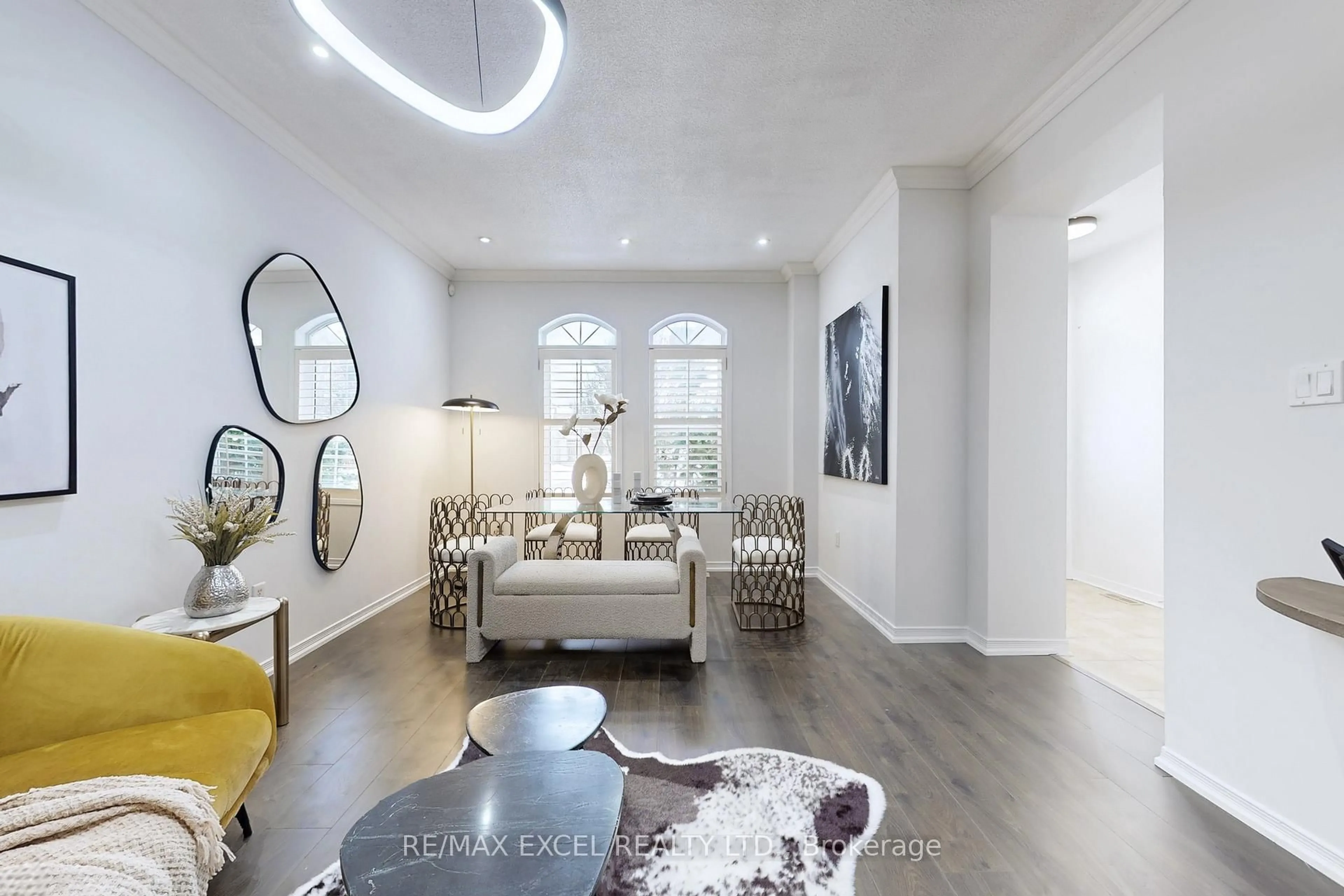 Indoor entryway for 43 Evaridge Dr, Markham Ontario L6B 1E7