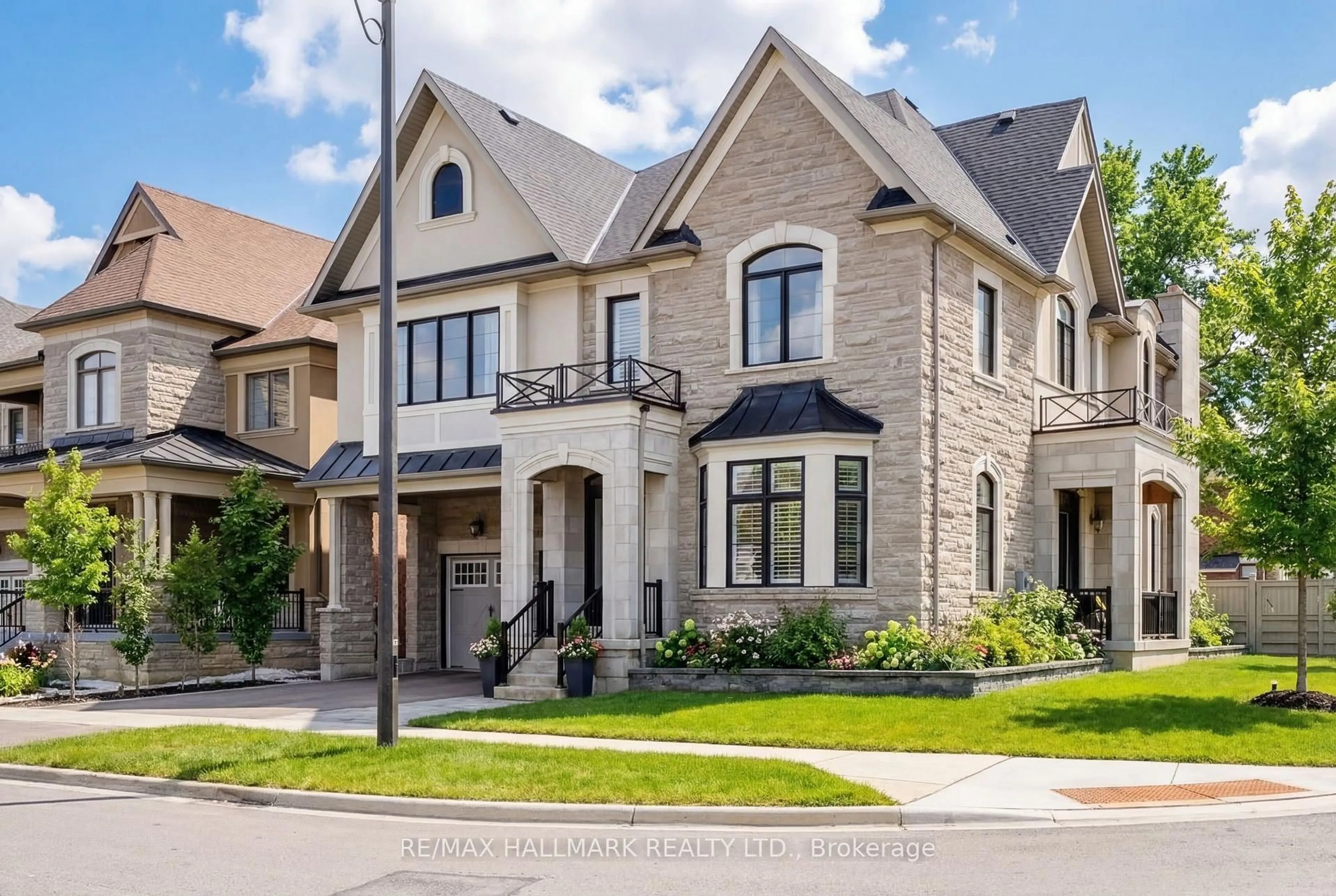 Unknown for 1 John Henry St, Vaughan Ontario L4H 4W1