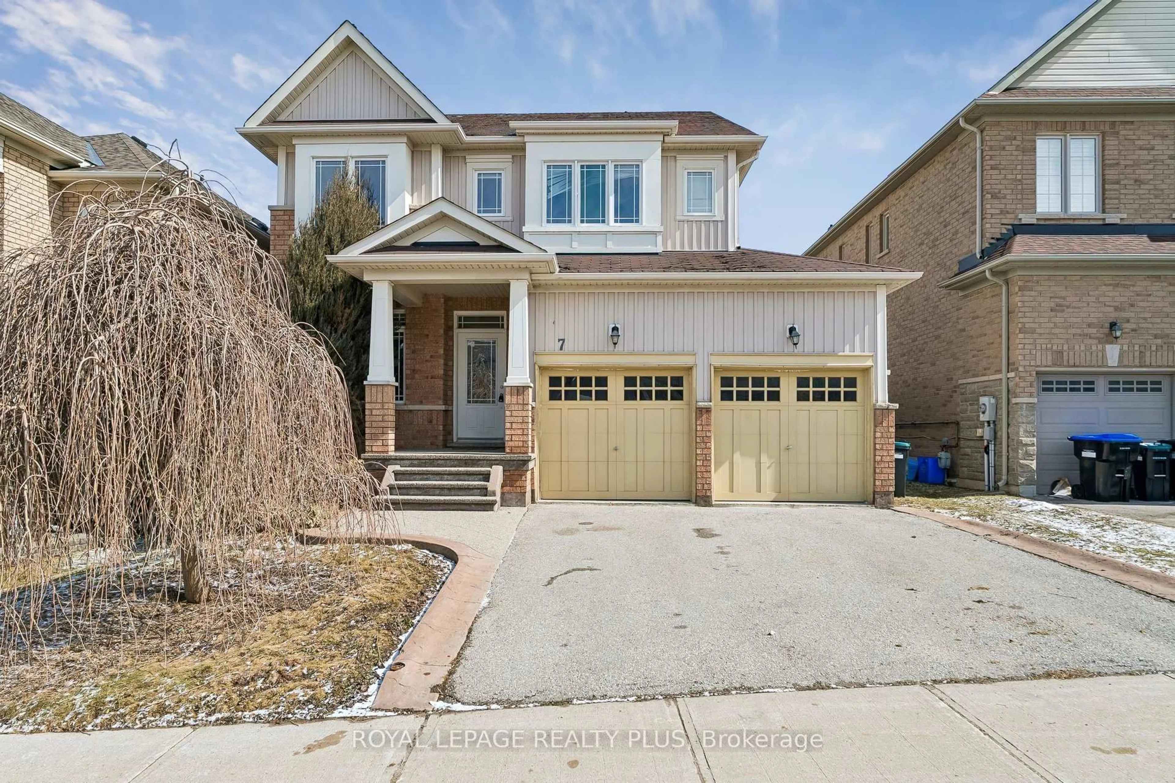 Home with brick exterior material, street for 7 West Park Ave, Bradford West Gwillimbury Ontario L3Z 0A5