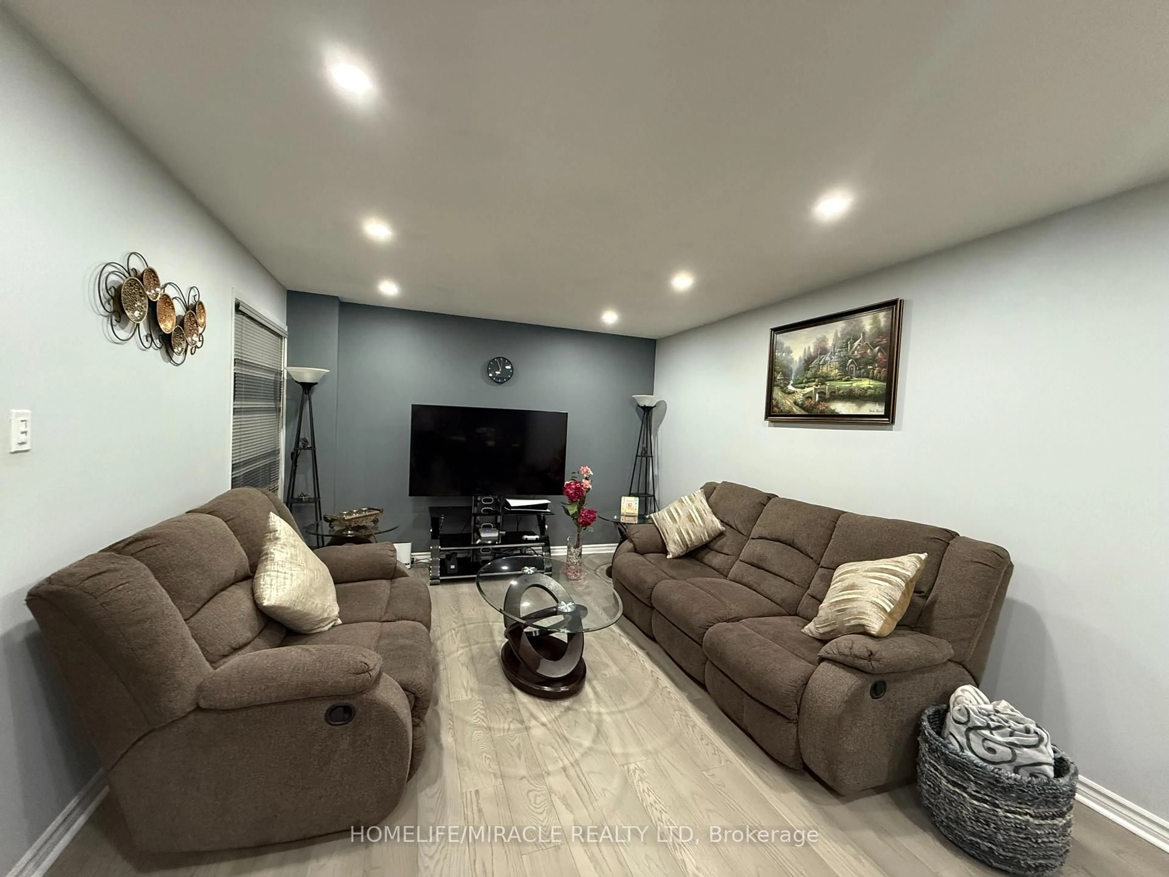 Living room with furniture, unknown for 163 Mabley Cres, Vaughan Ontario L4J 2Z7