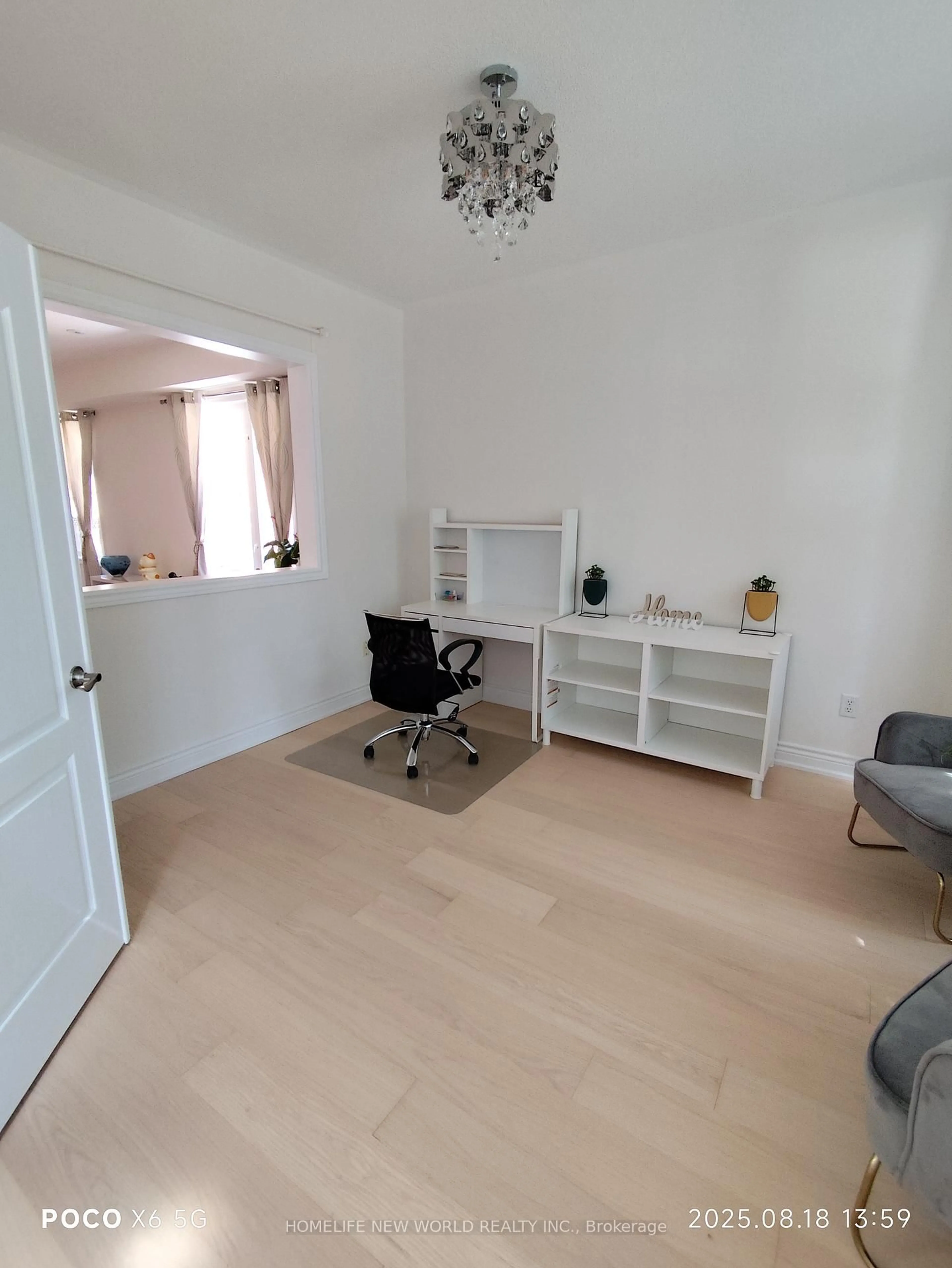 A pic of a room for 53 Larkmead Cres, Markham Ontario L6C 3E1