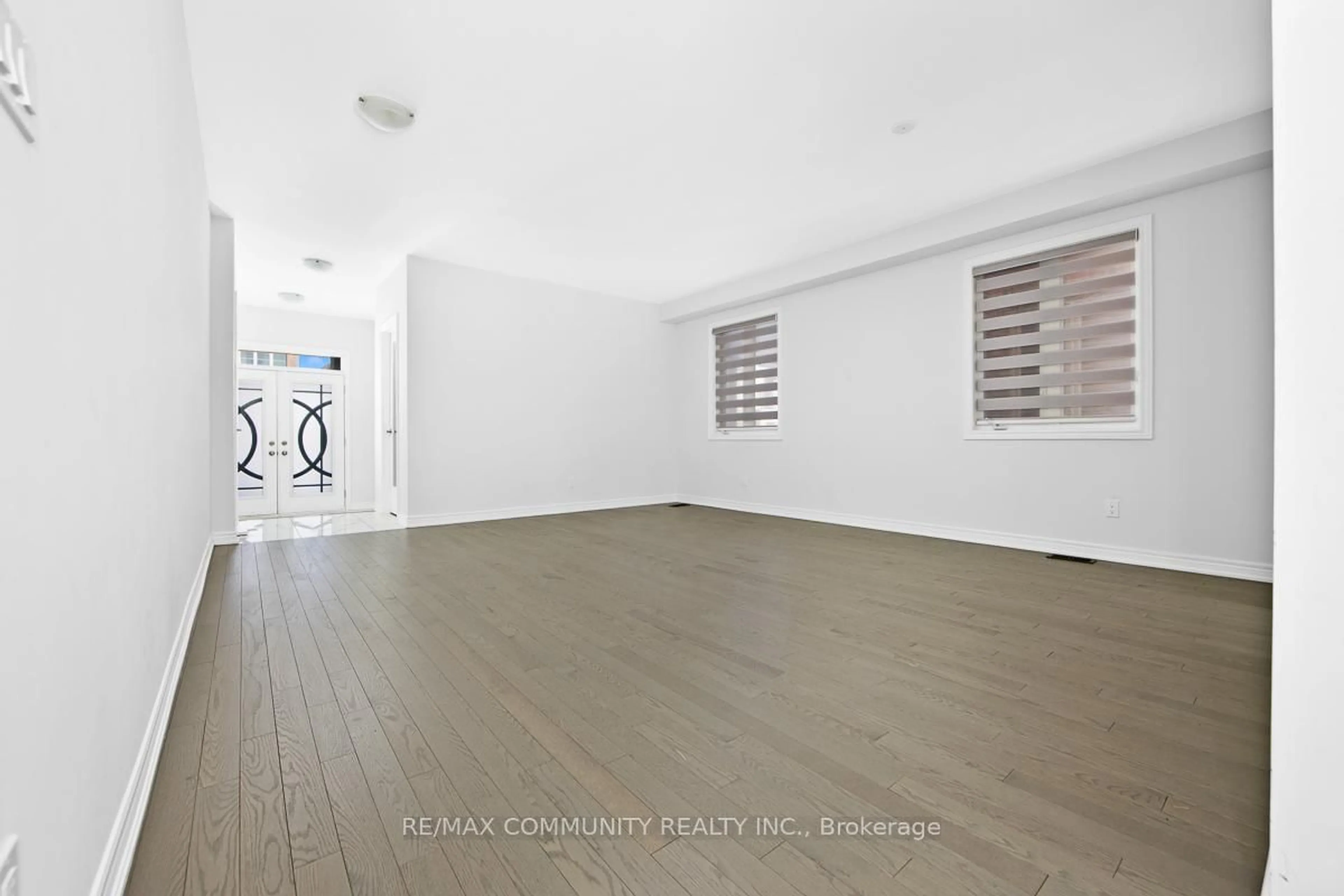 Unknown for 57 Bud Leggett Cres, Georgina Ontario L4P 0B7