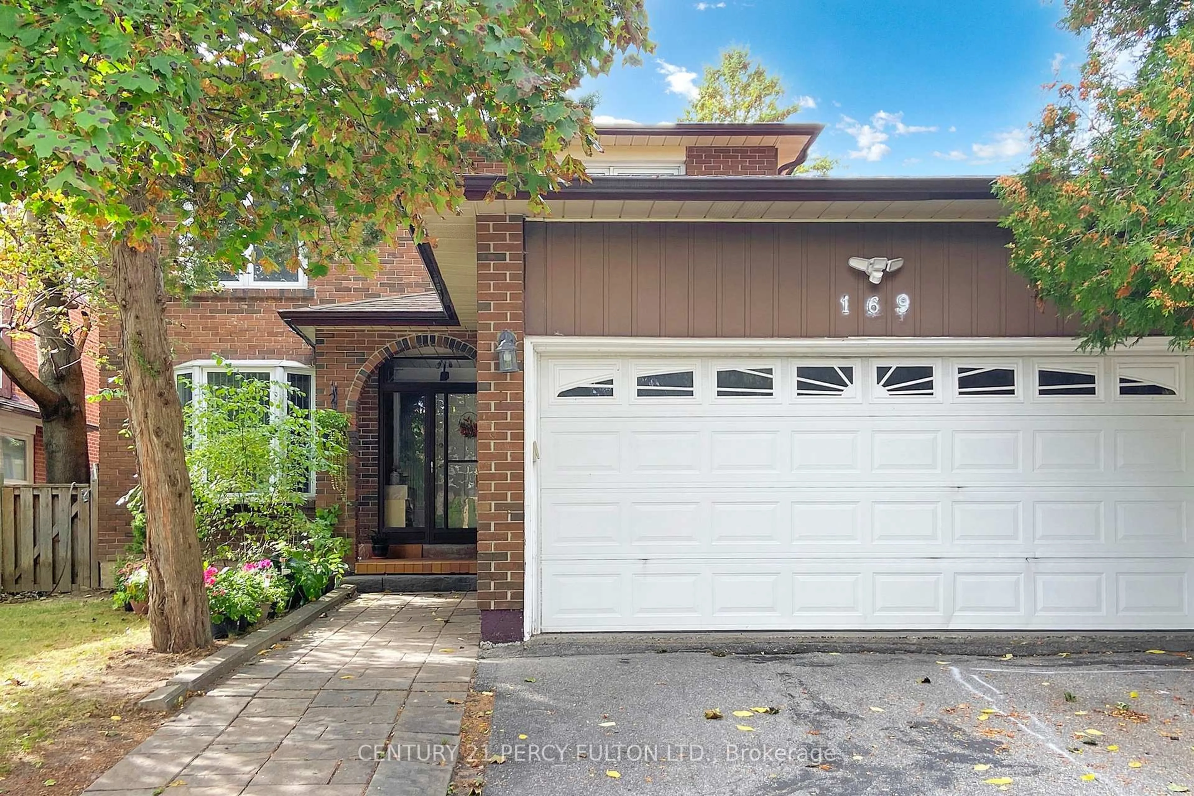 Home with brick exterior material, street for 169 Willowbrook Rd, Markham Ontario L3T 5L5