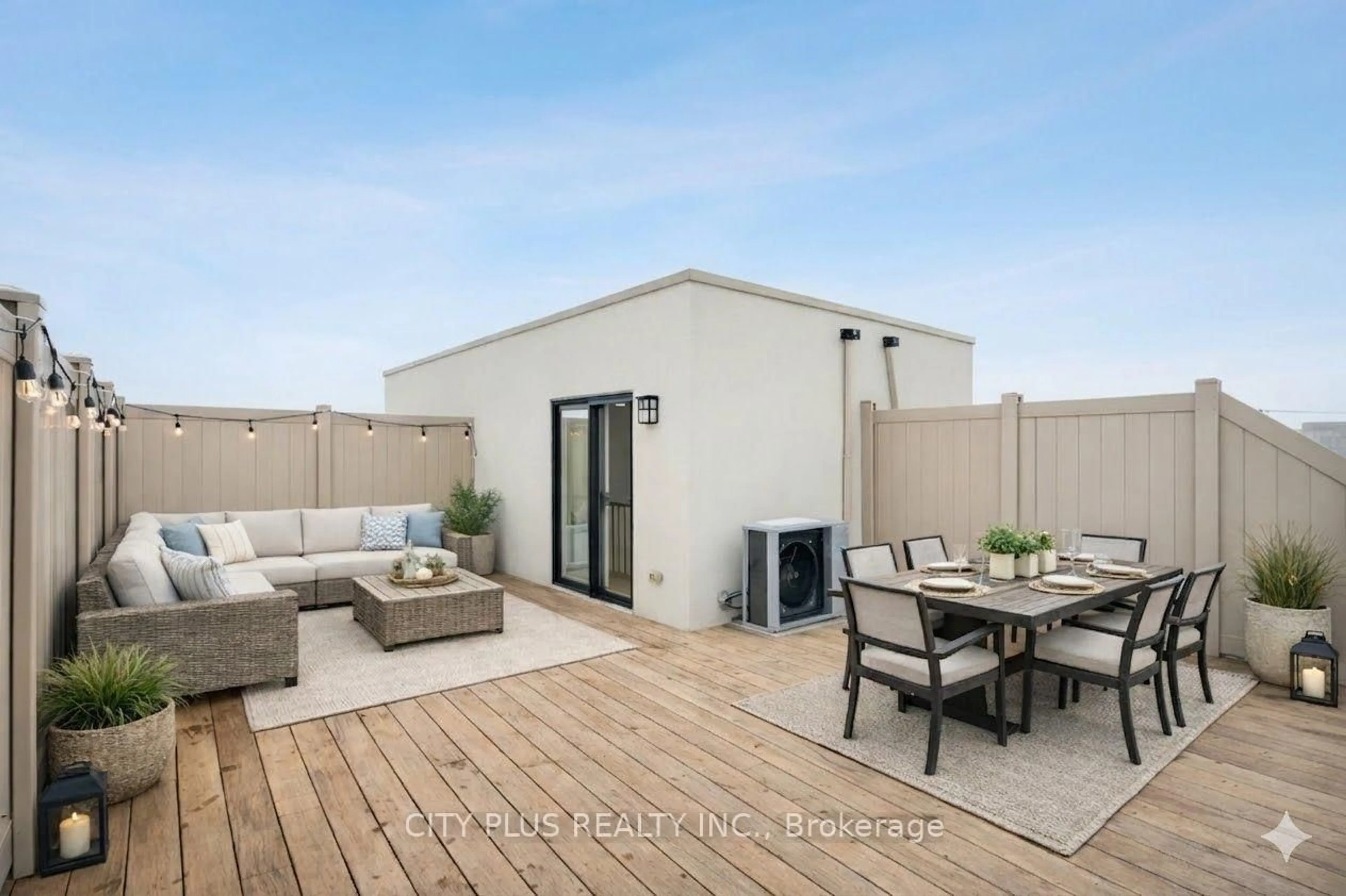 Patio, street for 23 NORDIC Lane, Whitchurch-Stouffville Ontario L4A 4W8