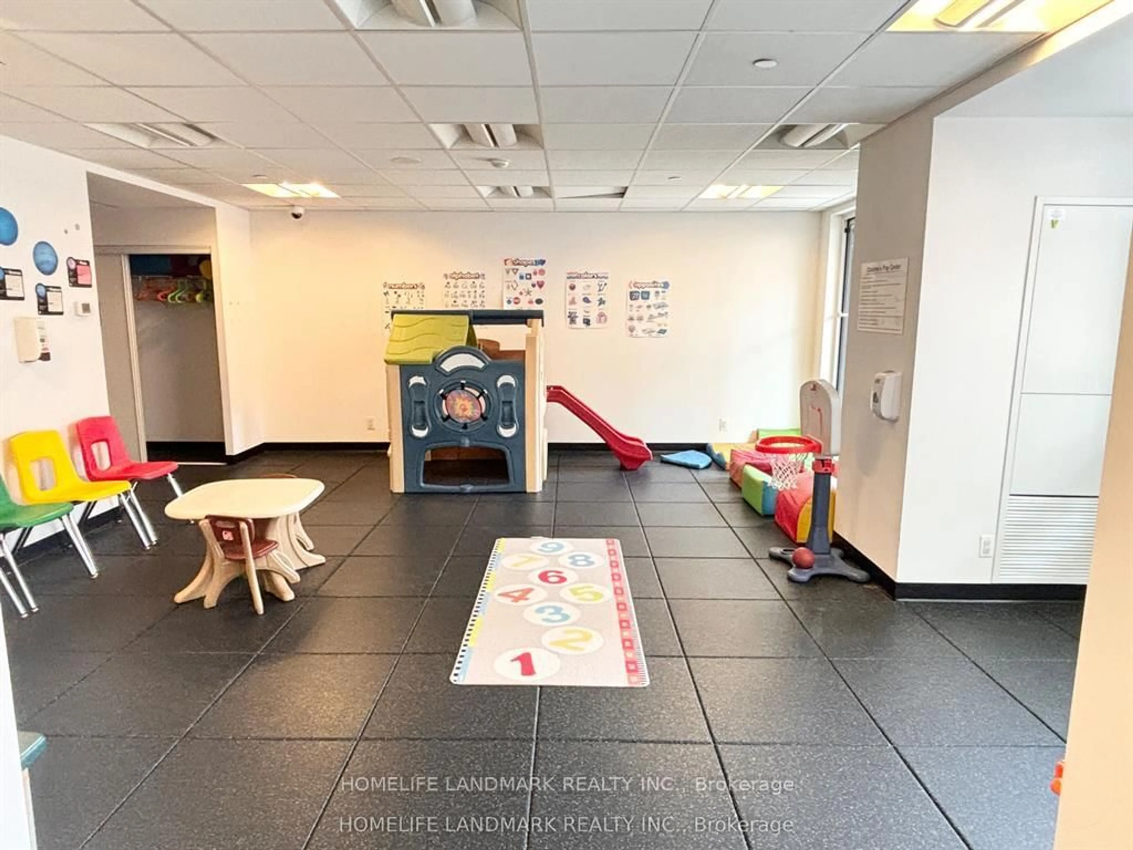 Unknown for 1 uptown Dr #207, Markham Ontario L3R 5C1