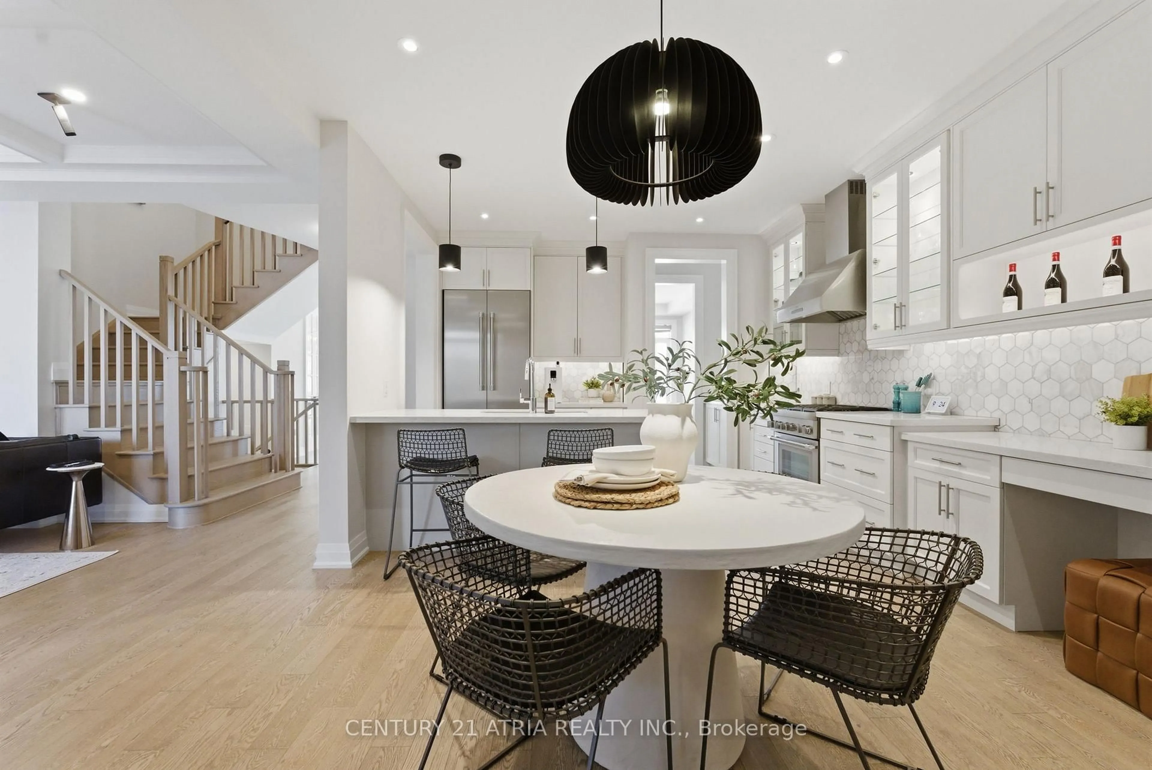 Open concept kitchen, ceramic/tile floor for 5160 16th Ave, Markham Ontario L6C 2H1