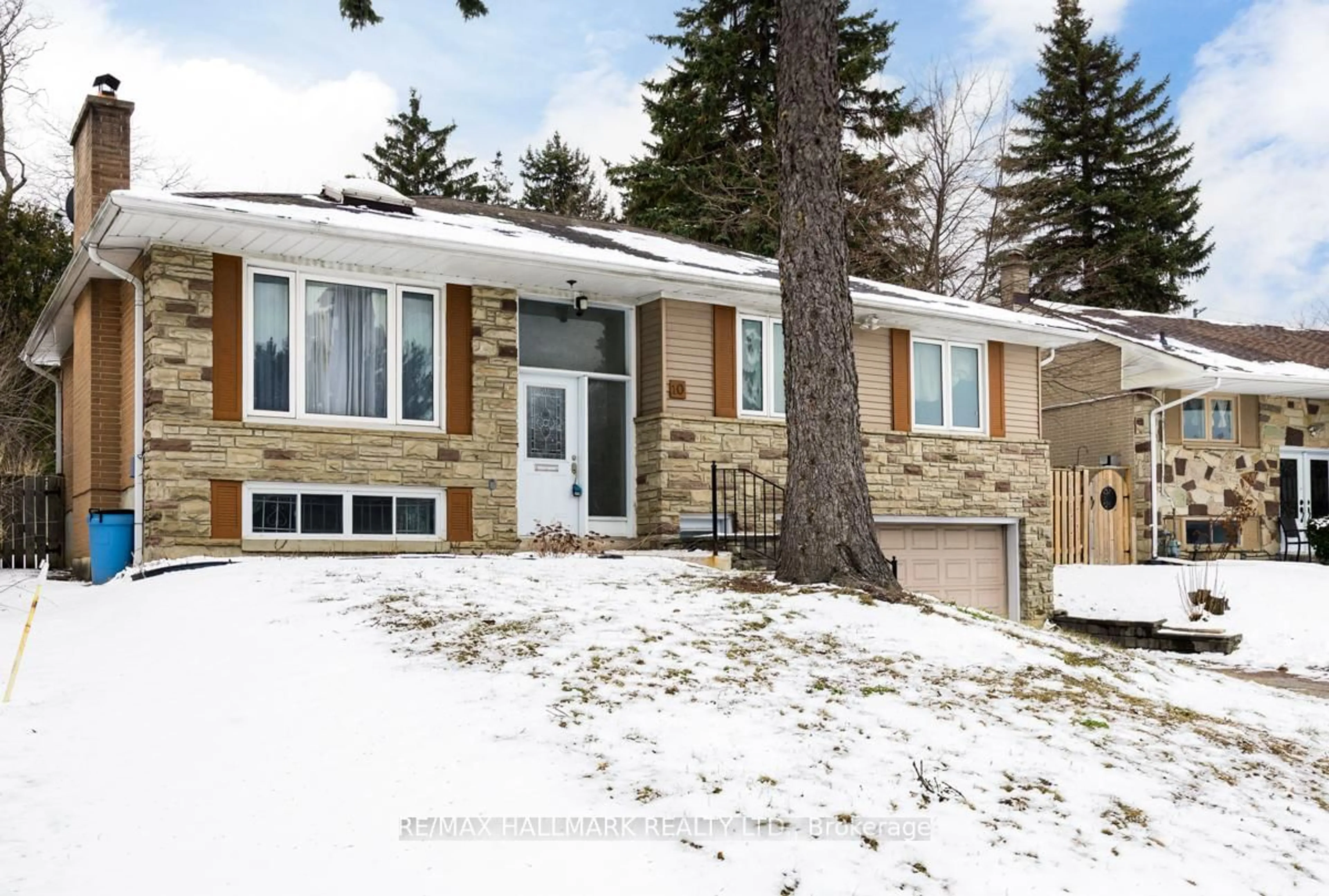 Home with brick exterior material, street for 10 Henderson Ave, Markham Ontario L3T 2K3