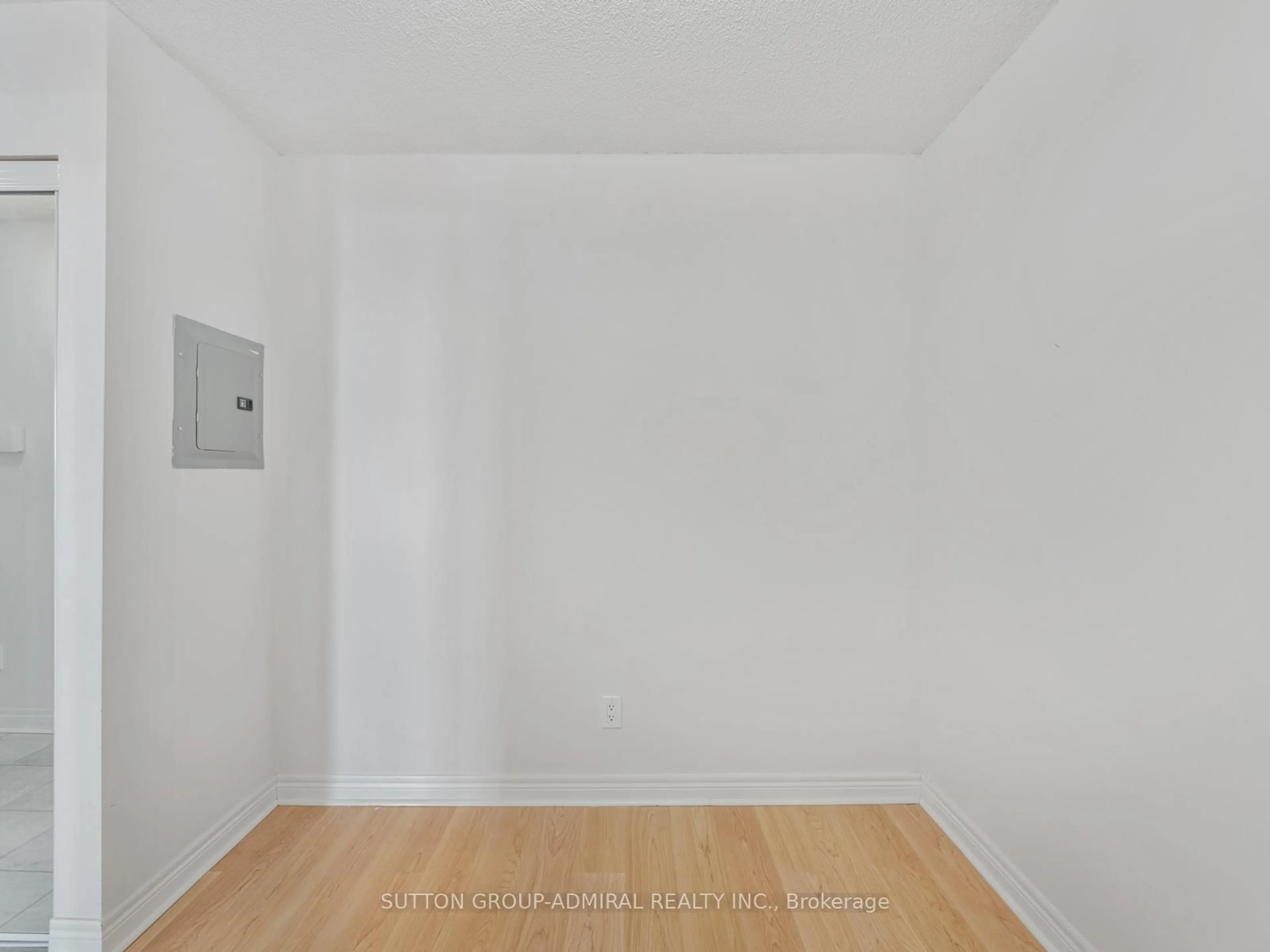 A pic of a room for 60 Disera Dr #1101, Vaughan Ontario L4J 9G1